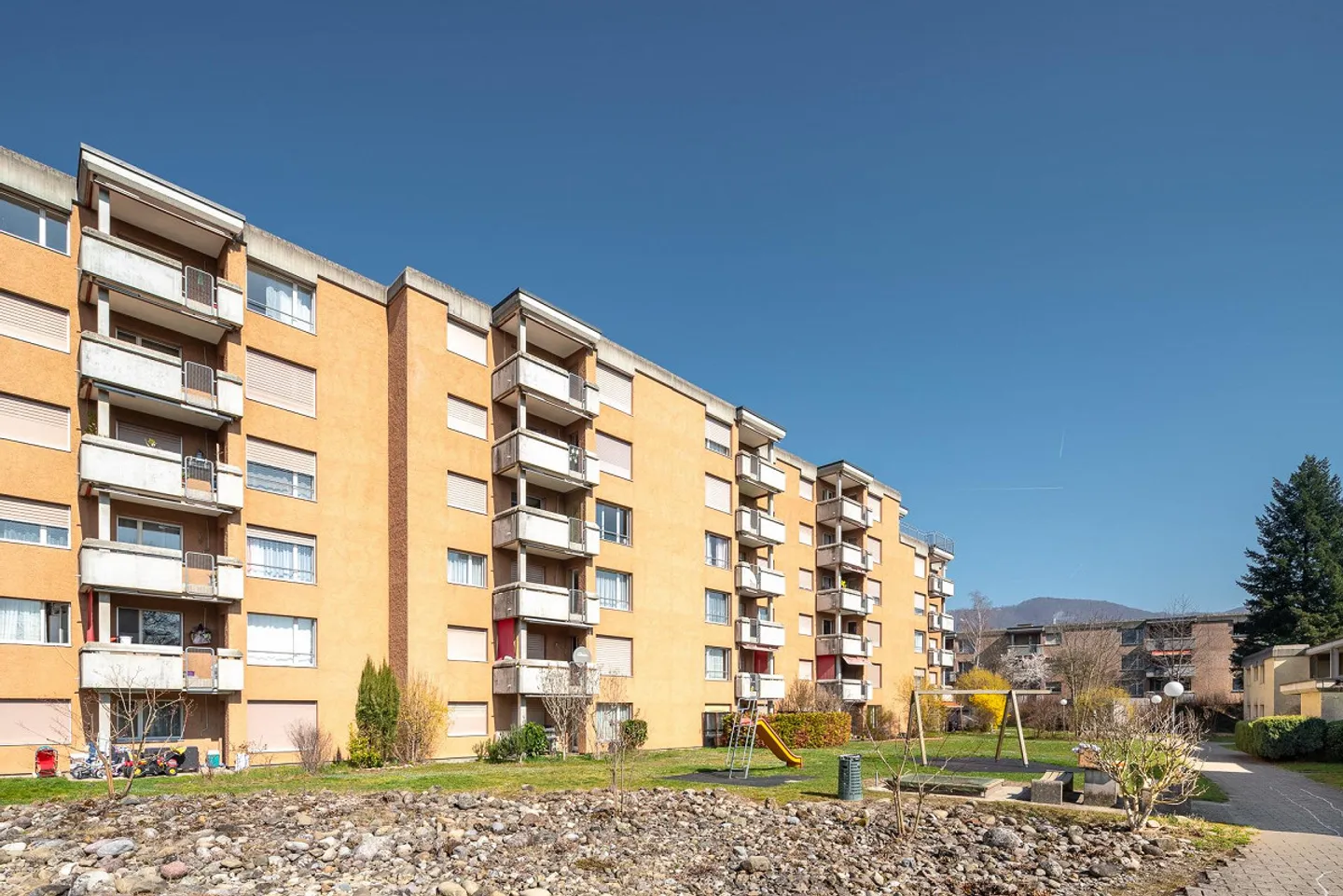 Charmante Wohnung in Wettingen - Foto 2 von 13