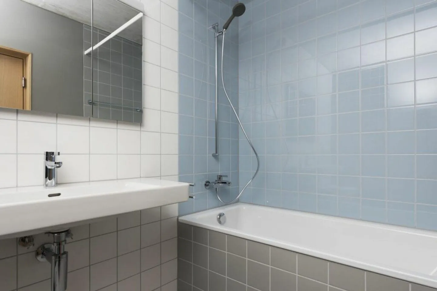 Ampio appartamento di 5 stanze 11_5 con molti comfort nel cuore di Zurigo - Foto 4 di 5