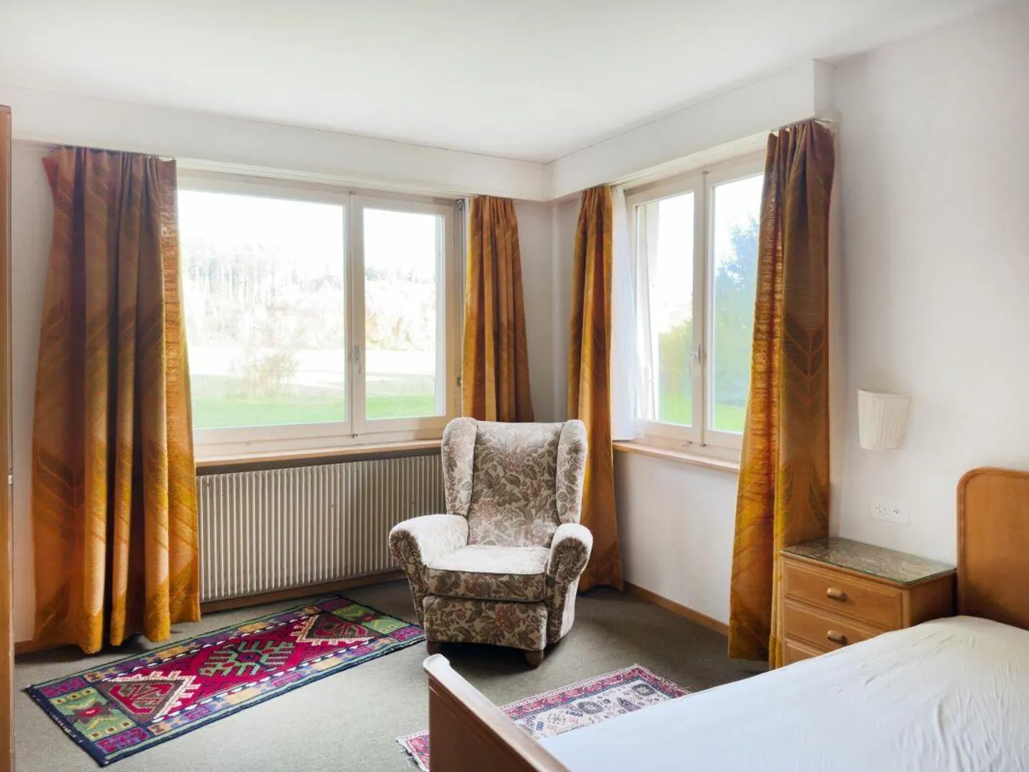 Detached 5-room single-family house in bungalow style in sunny location with versatile development opportunities - Photo 15 of 30