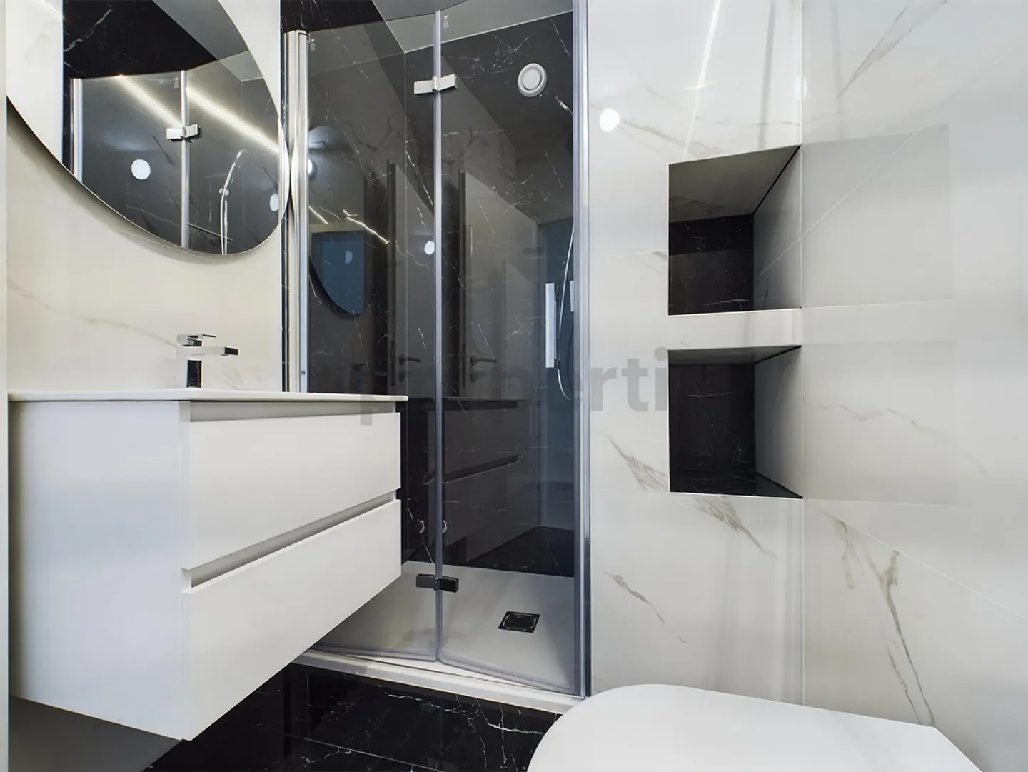 Modern and bright 4.5-room apartment in Locarno - Photo 5 of 10