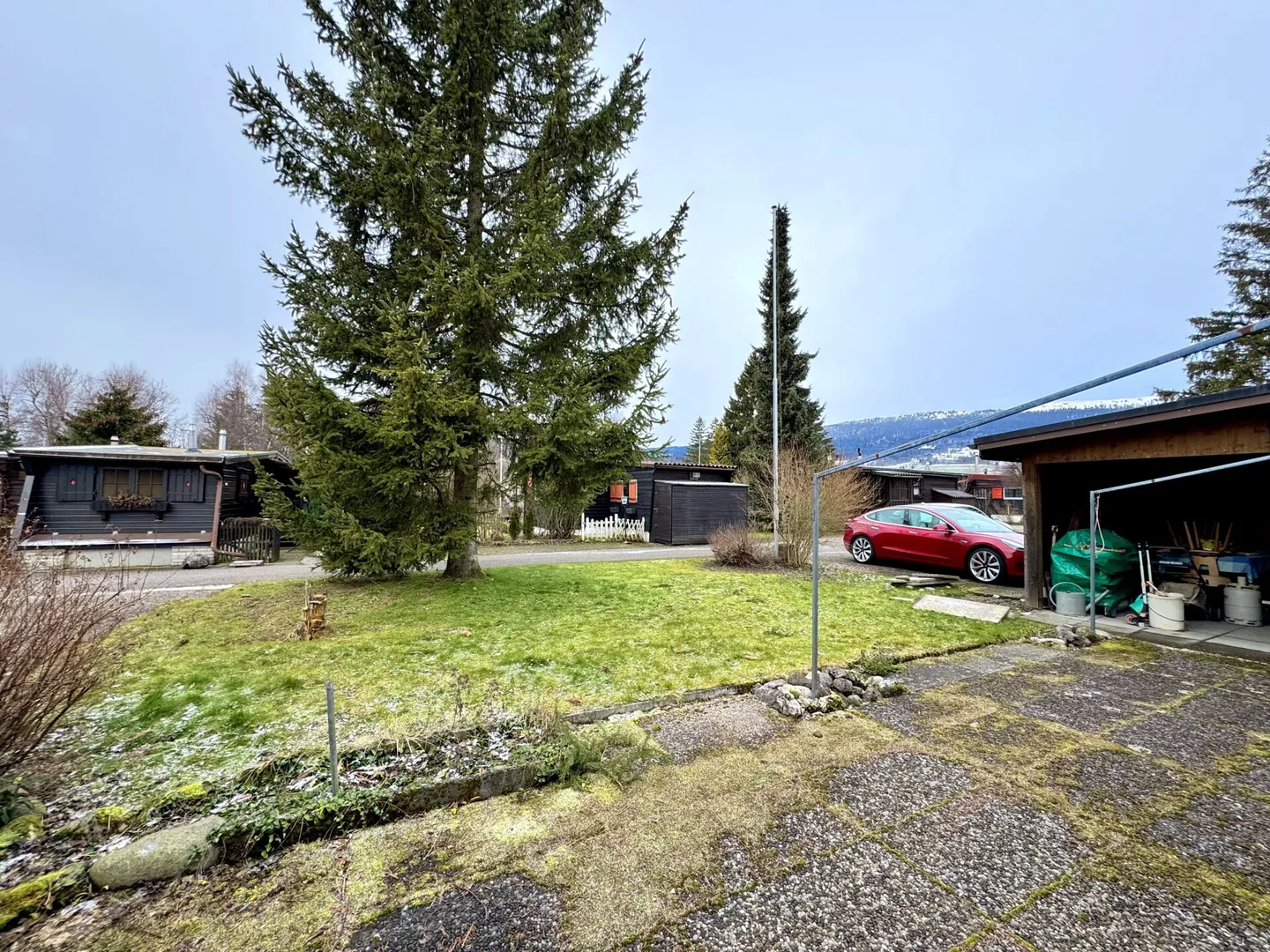 Beautiful chalet in a great campsite - Photo 2 of 6