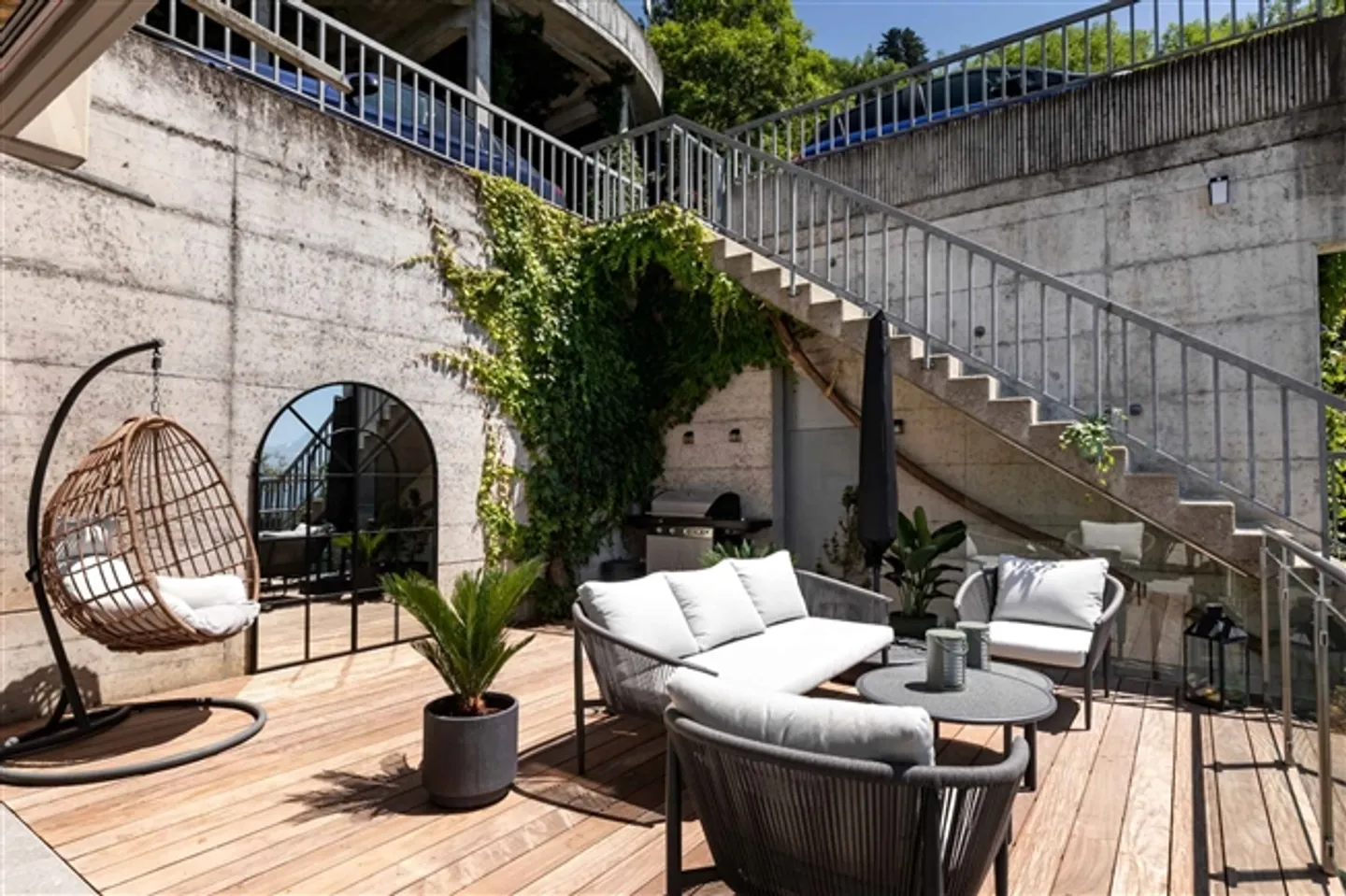 Superbe loft à seulement 2 minutes de l'école hôtelière de Glion - Photo 12 sur 13