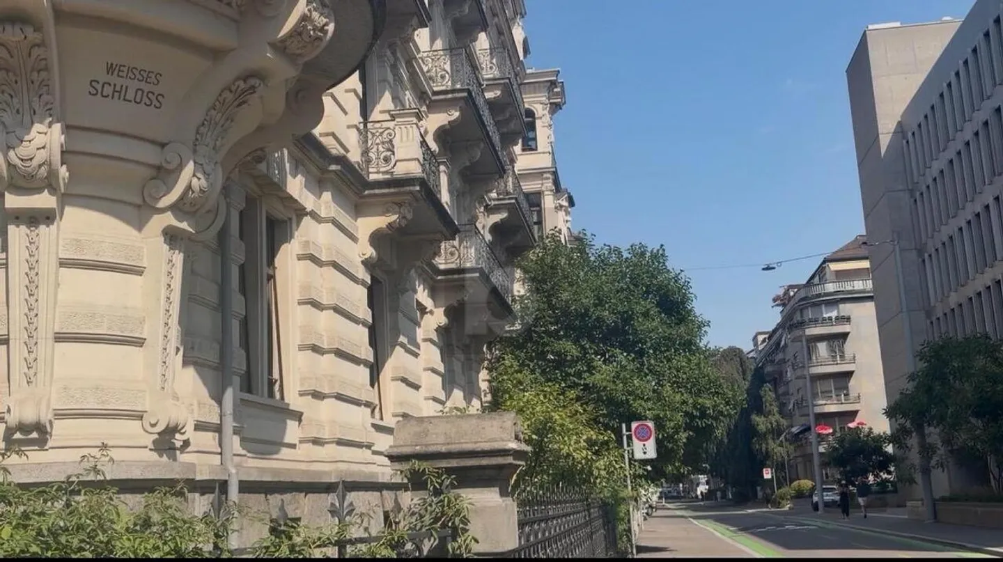 ESCLUSIVO NEL CUORE CON VISTA SULL'ARBORETO - Foto 5 di 6