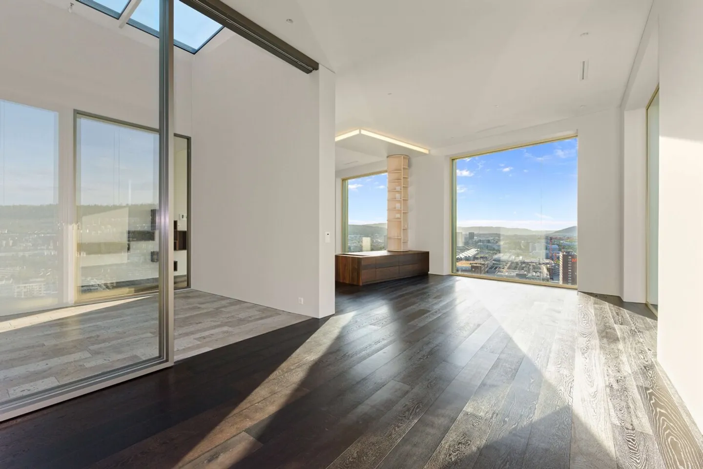 Ihr Zuhause: Urbaner Luxus mit Sicht über die Stadt Zürich - Foto 1 von 6