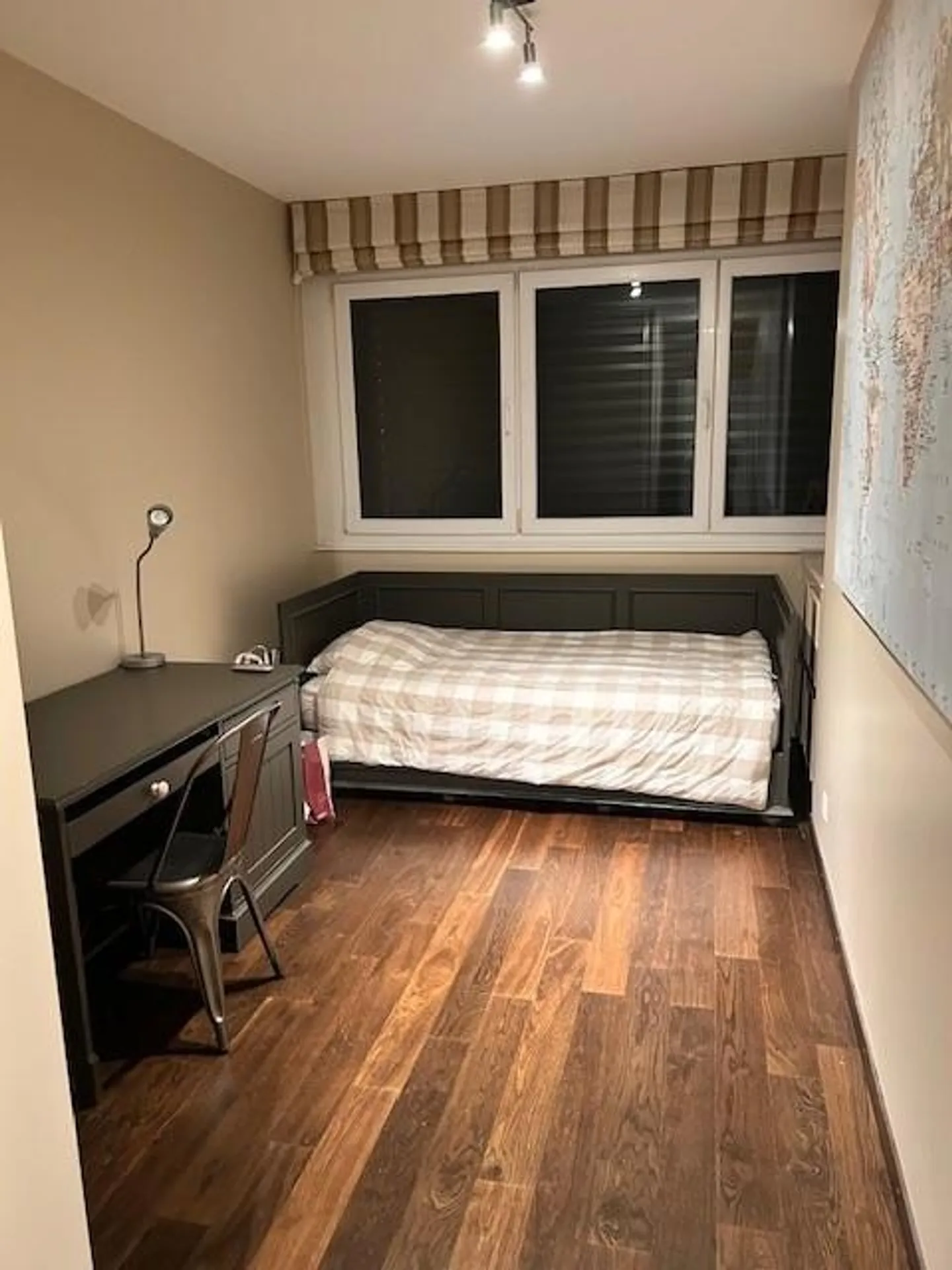 Appartement spacieux de 6 pièces - Photo 8 sur 8