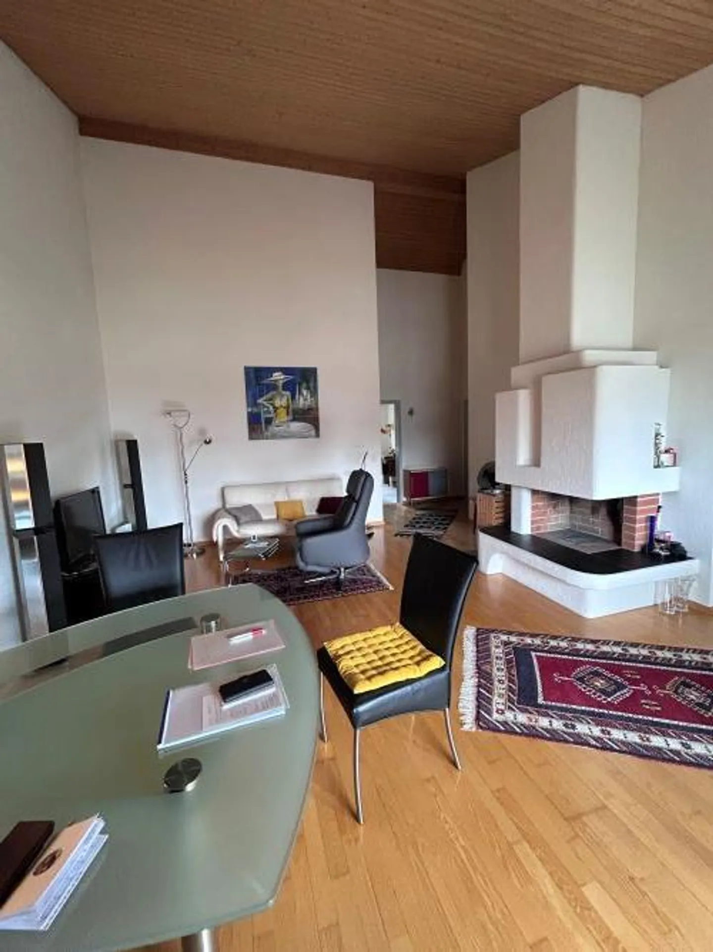 Gemütliche Wohnung mit Balkonen - Foto 3 von 9