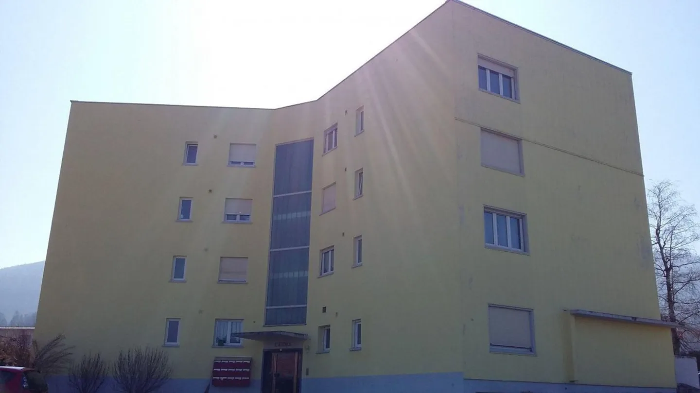 Apartment with 4 Rooms and Balcony in Bassecourt - Photo 7 of 7