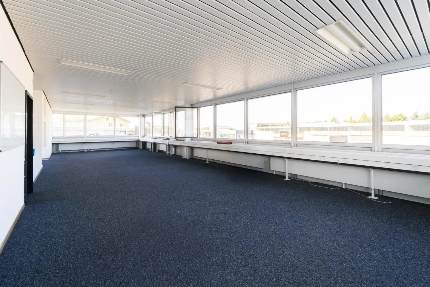 Edificio industriale e amministrativo di 960 m2 in affitto - Foto 12 di 21