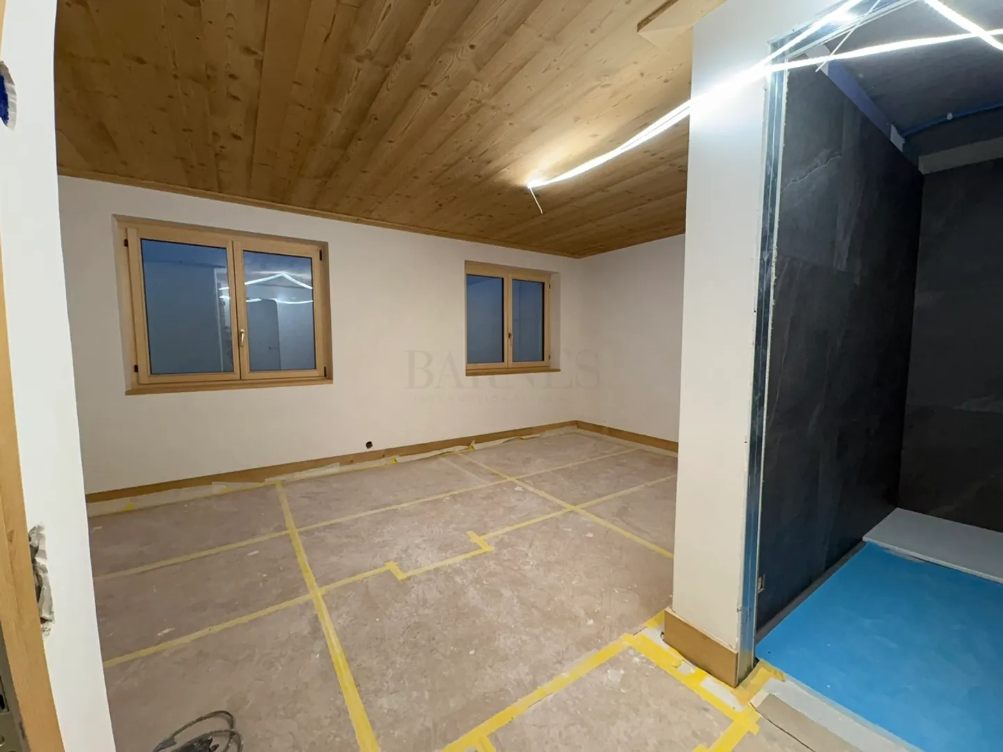 Charming Attic Apartment - Photo 4 of 6