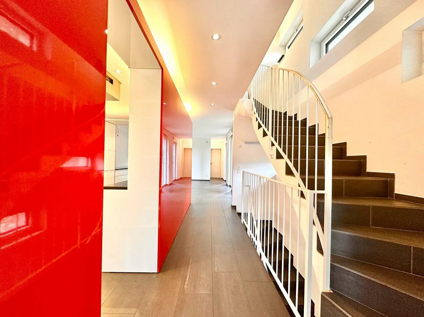 Independent Villa with Energy Efficiency and Private Garden – Quiet Residential Area near Lugano - Photo 6 of 30