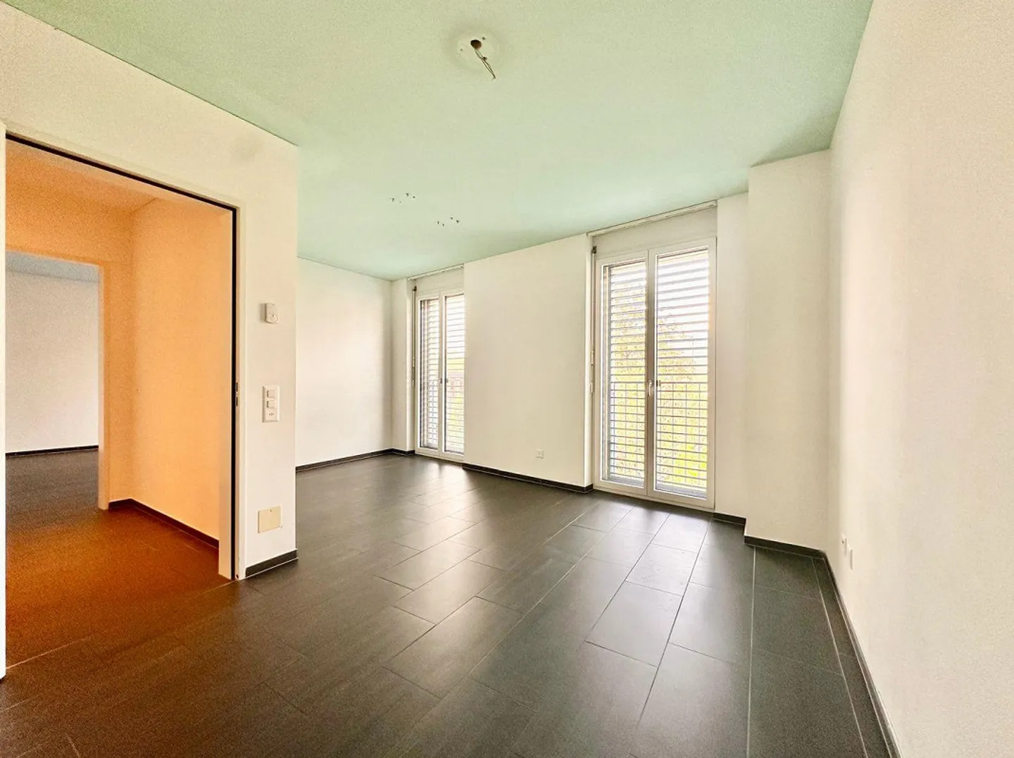 Independent Villa with Energy Efficiency and Private Garden – Quiet Residential Area near Lugano - Photo 15 of 30