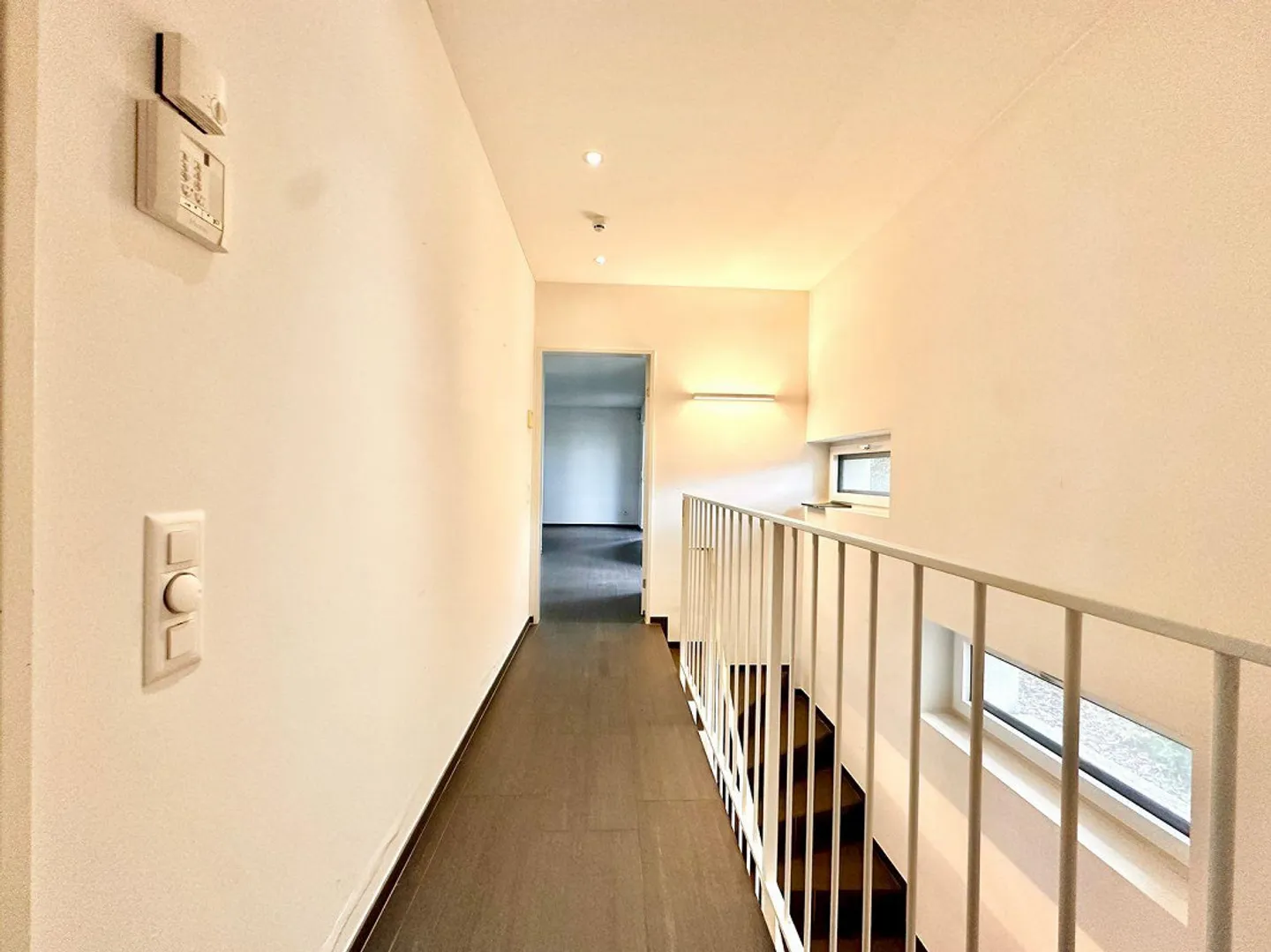 Independent Villa with Energy Efficiency and Private Garden – Quiet Residential Area near Lugano - Photo 17 of 30