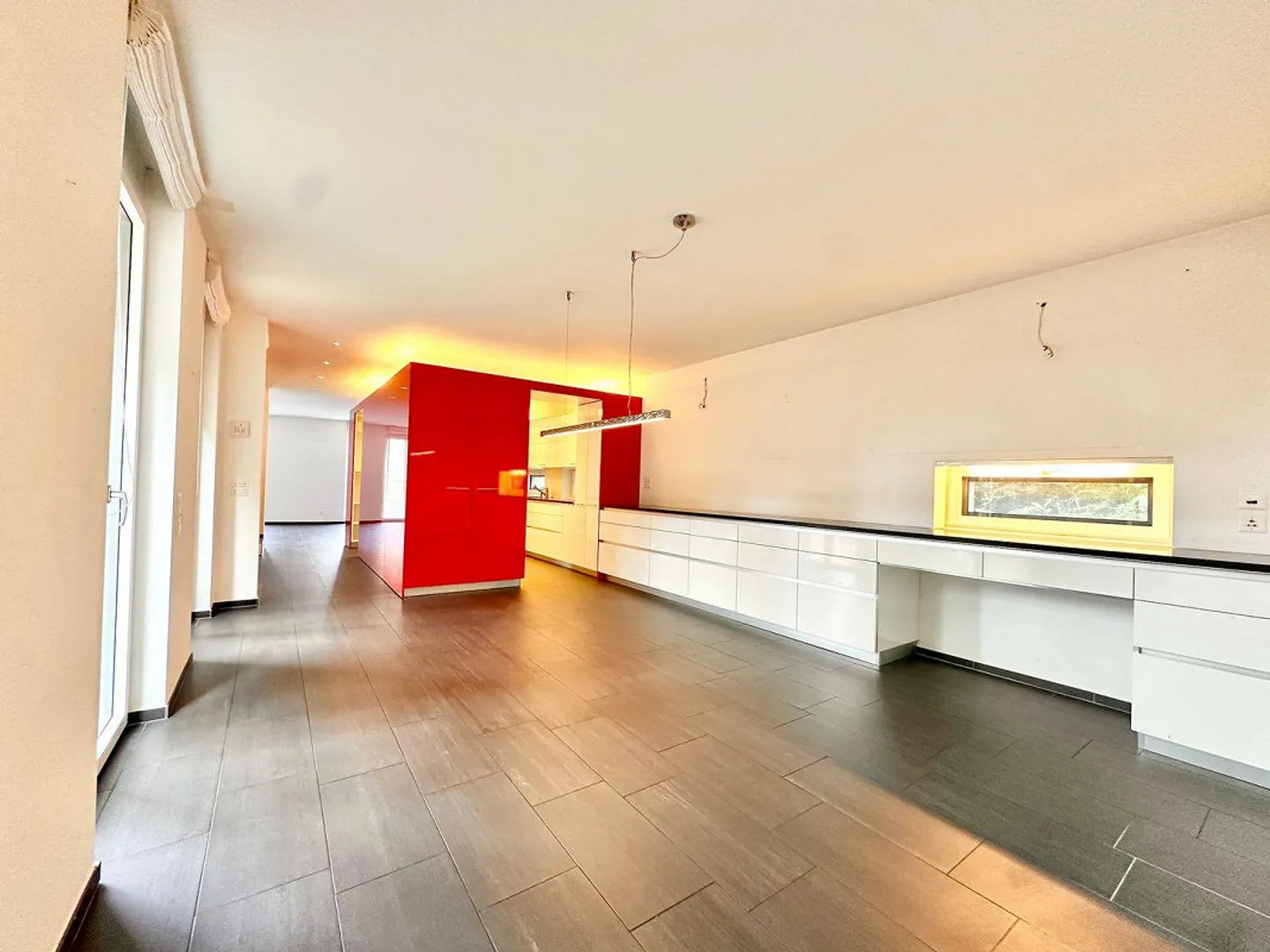 Independent Villa with Energy Efficiency and Private Garden – Quiet Residential Area near Lugano - Photo 10 of 30