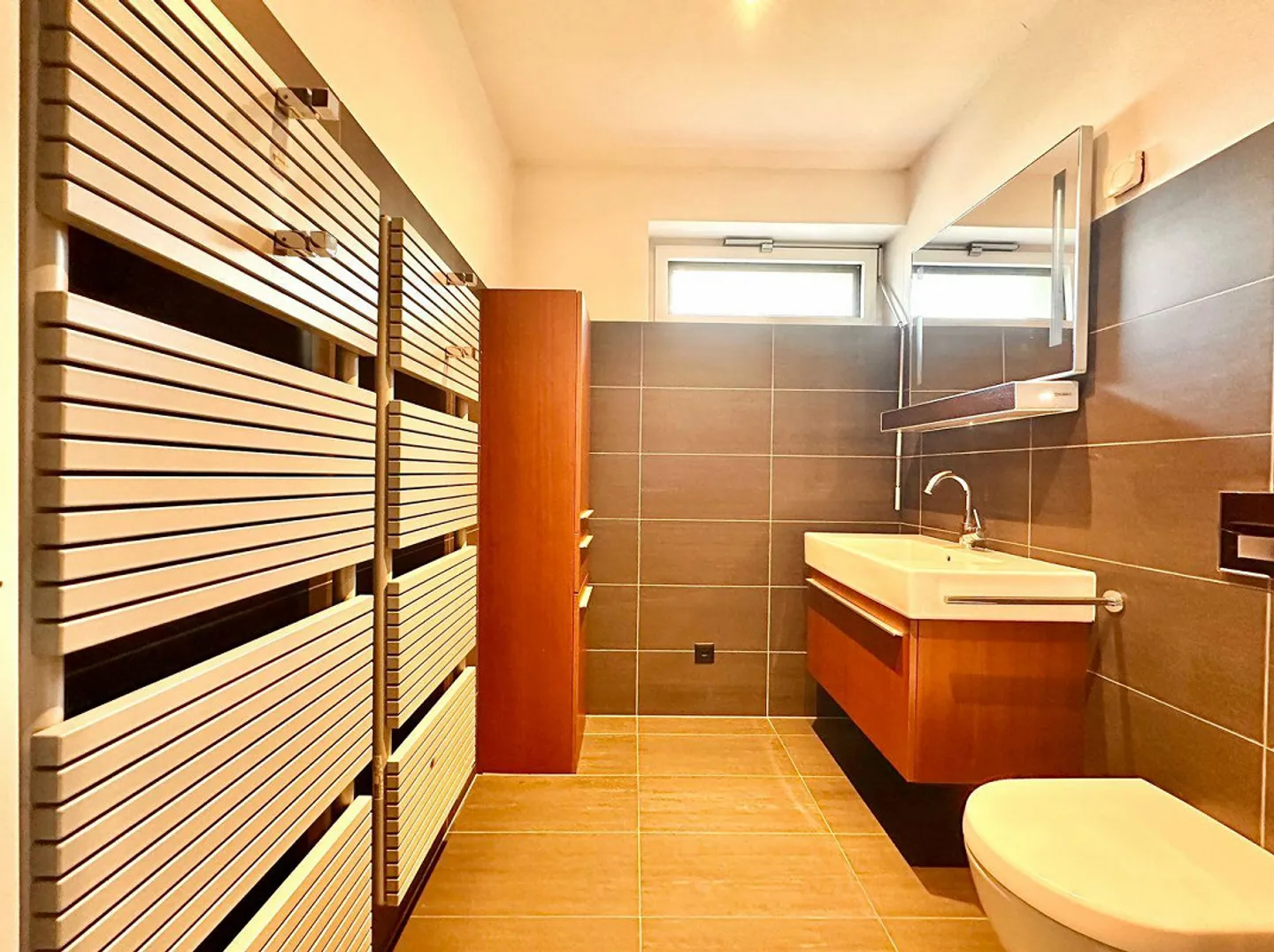 Independent Villa with Energy Efficiency and Private Garden – Quiet Residential Area near Lugano - Photo 18 of 30