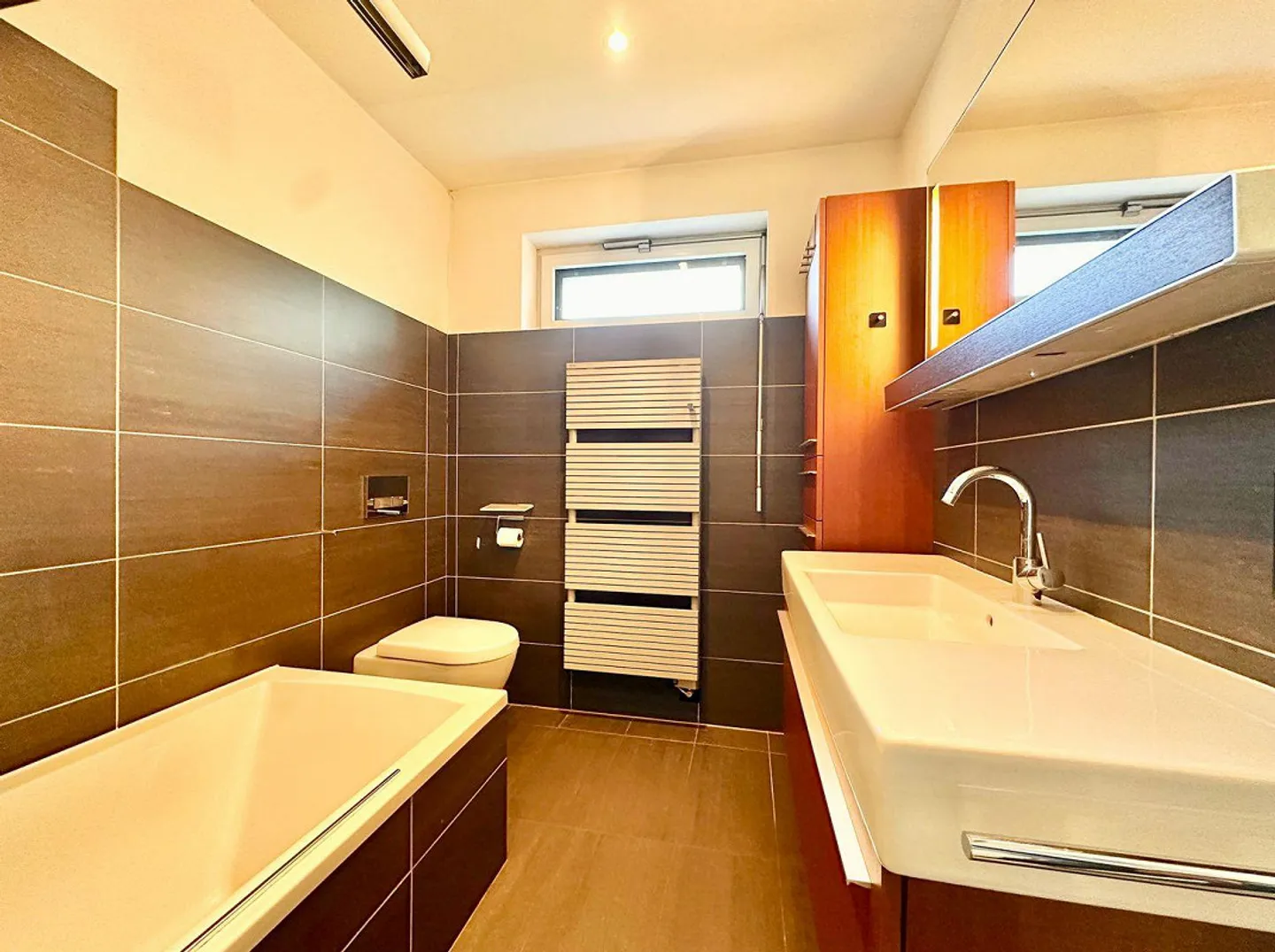 Independent Villa with Energy Efficiency and Private Garden – Quiet Residential Area near Lugano - Photo 24 of 30