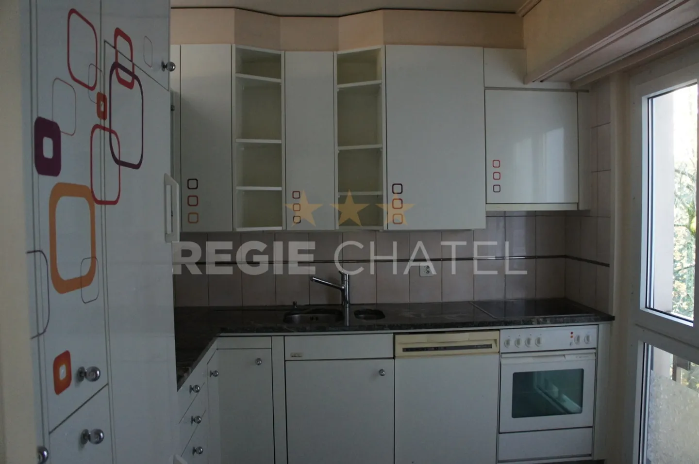 Appartamento Incantevole con Vista Lago - Foto 2 di 5