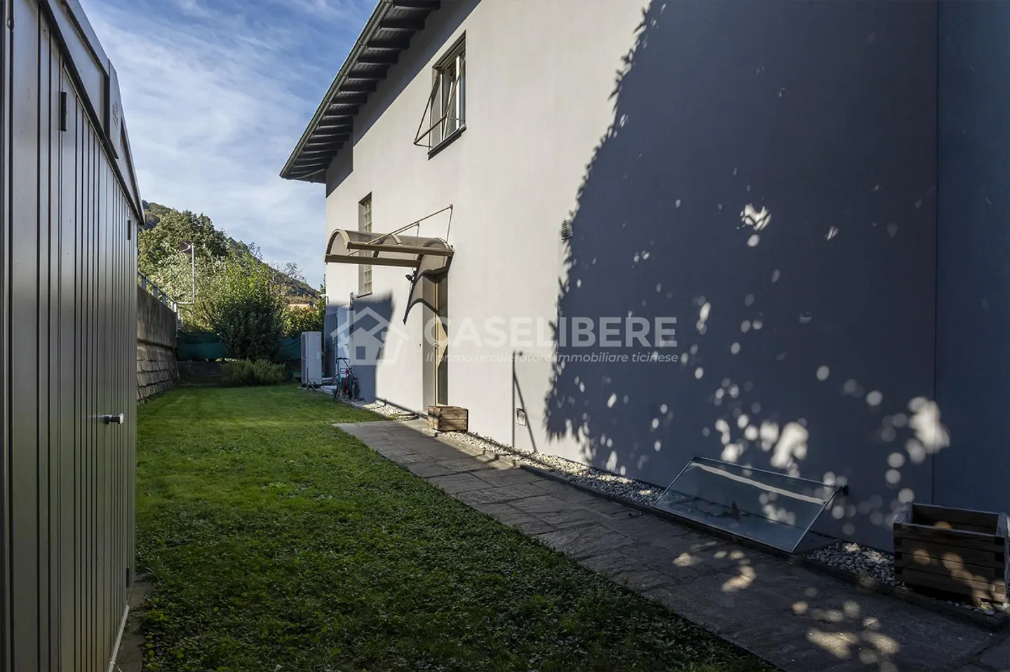 SPACIEUX ET LUMINEUX 4.5 PIÈCES À BELLINZONA (GALBISIO) - Photo 1 sur 21