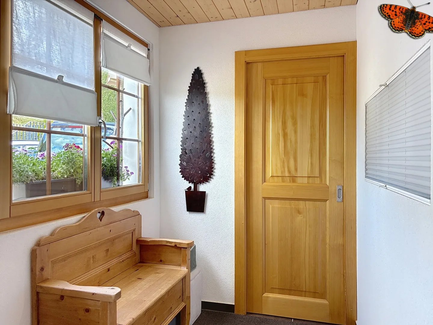 Charming Village House with 2 Apartments in Progens - Photo 4 of 34
