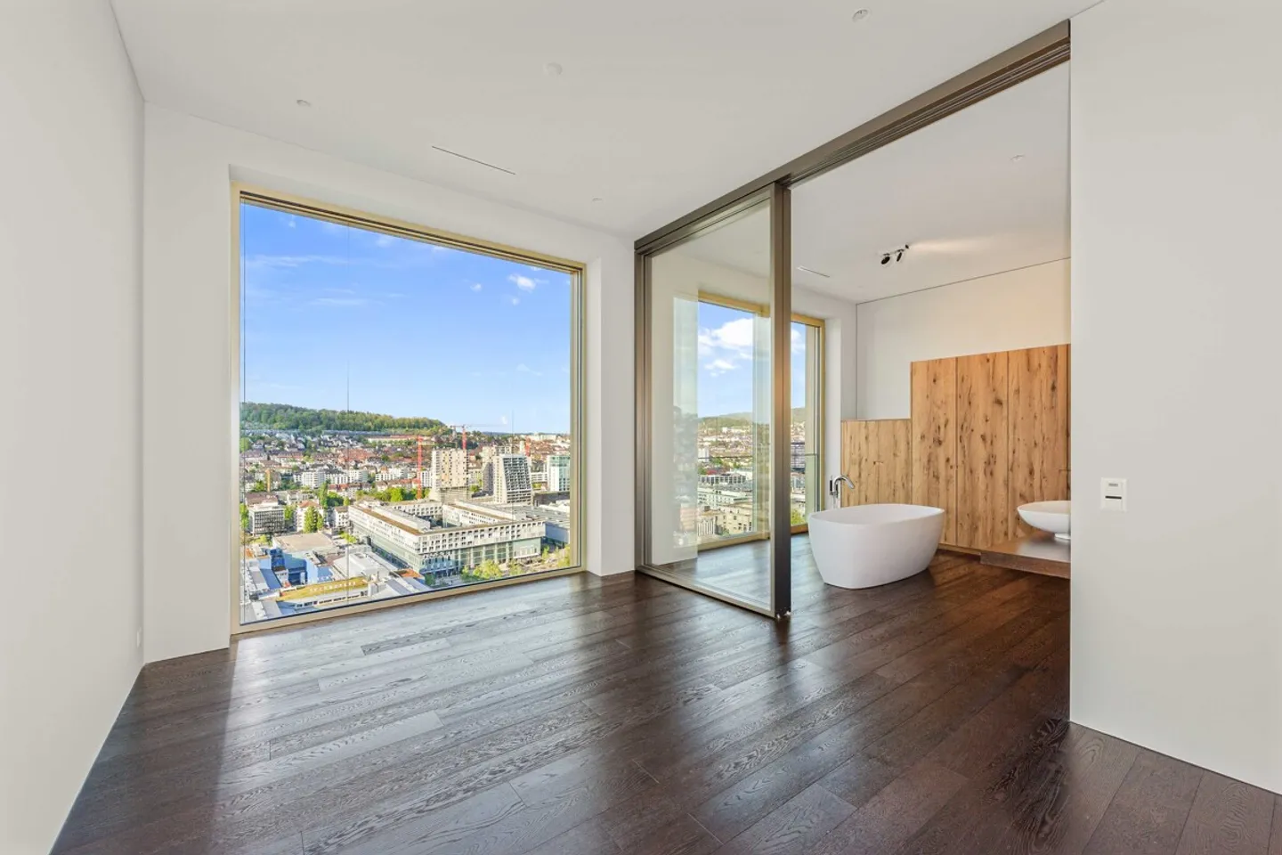 Ihr Zuhause: Urbaner Luxus mit Sicht über die Stadt Zürich - Foto 4 von 6