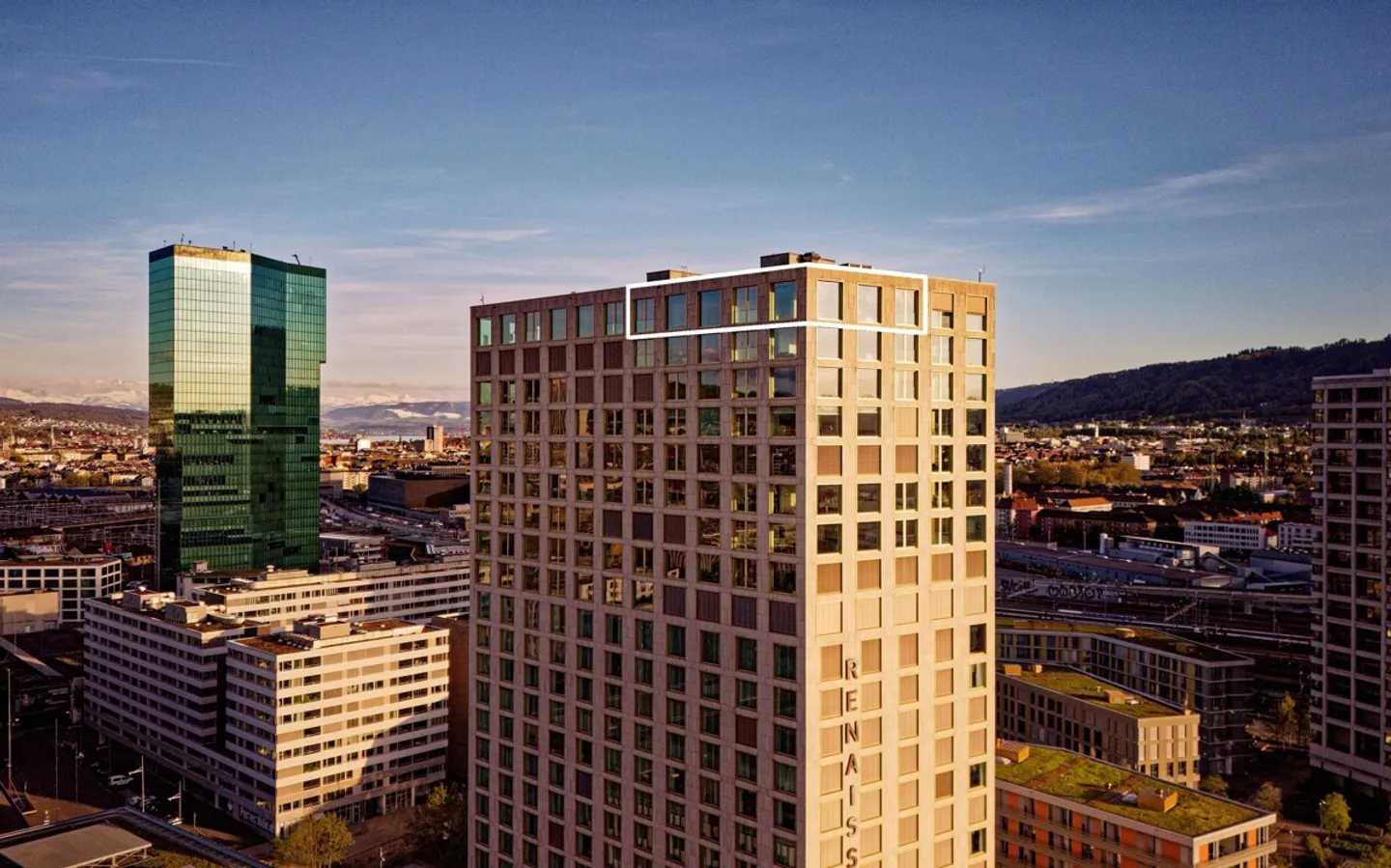 Ihr Zuhause: Urbaner Luxus mit Sicht über die Stadt Zürich - Foto 5 von 6