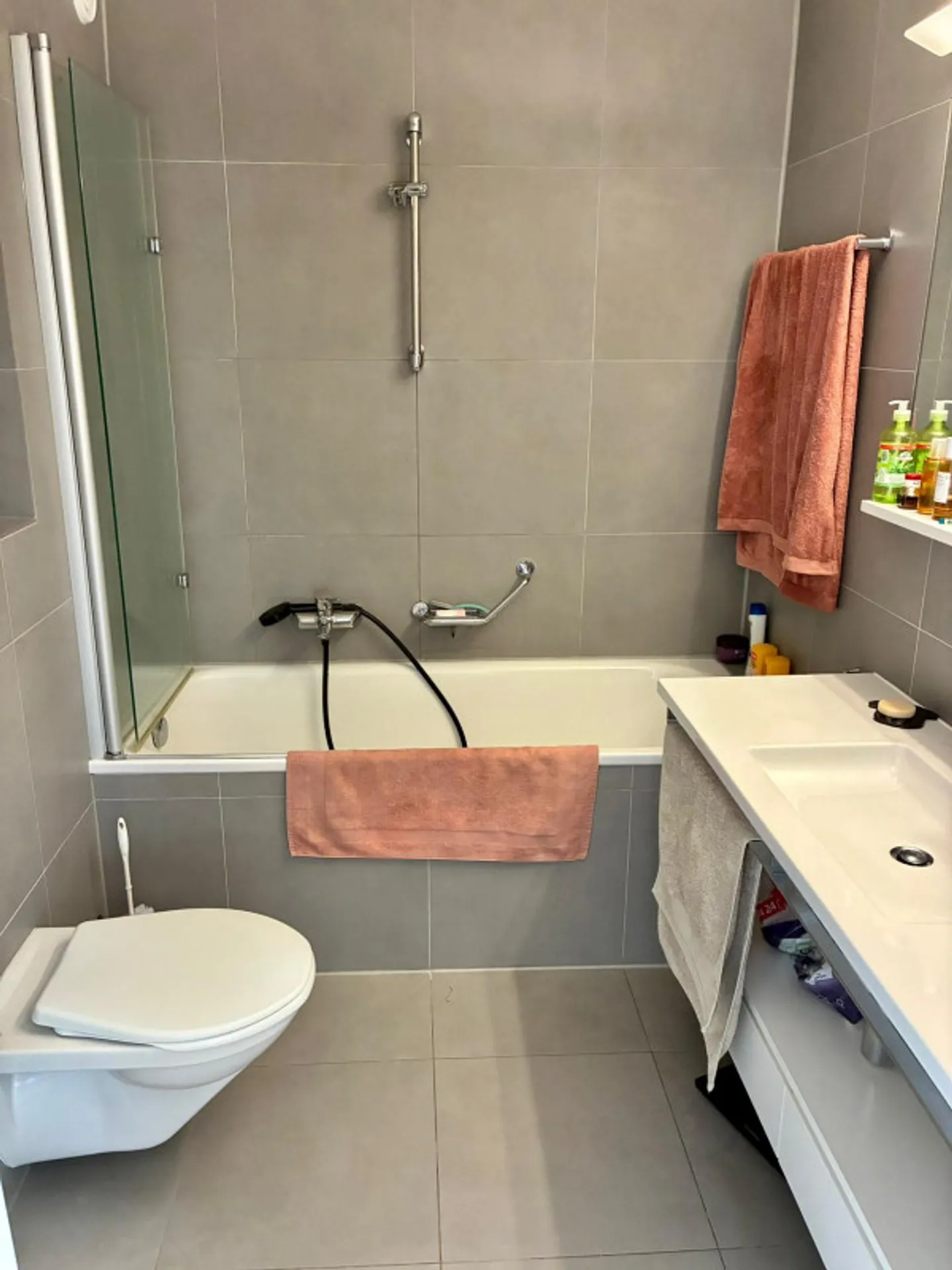 3,5 Zimmer im 1. Stock - Rue Sera-Biasini 16 (rue du Vallon 16) in Lausanne - Foto 12 von 12