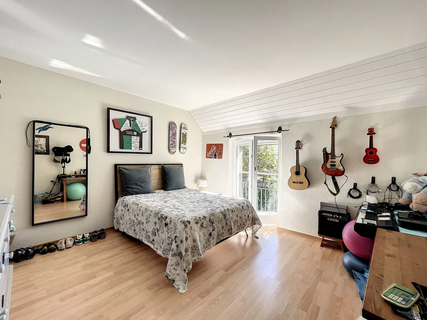 Fascino e carattere a due passi dal lago - Foto 7 di 10