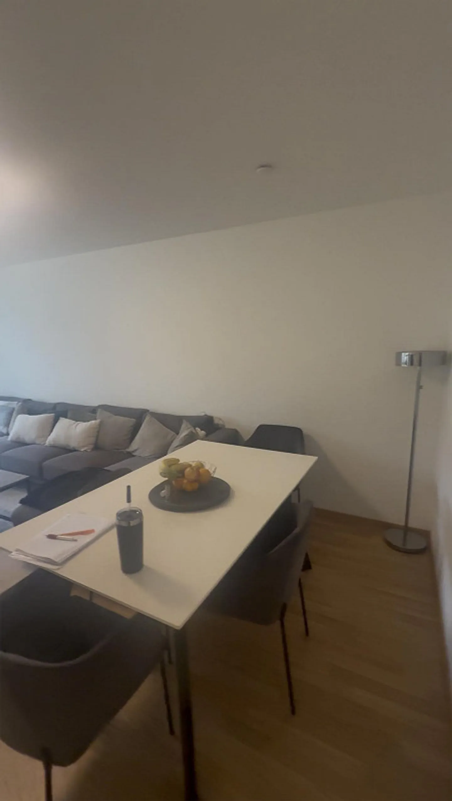 2 Room Apartment - Photo 3 of 5