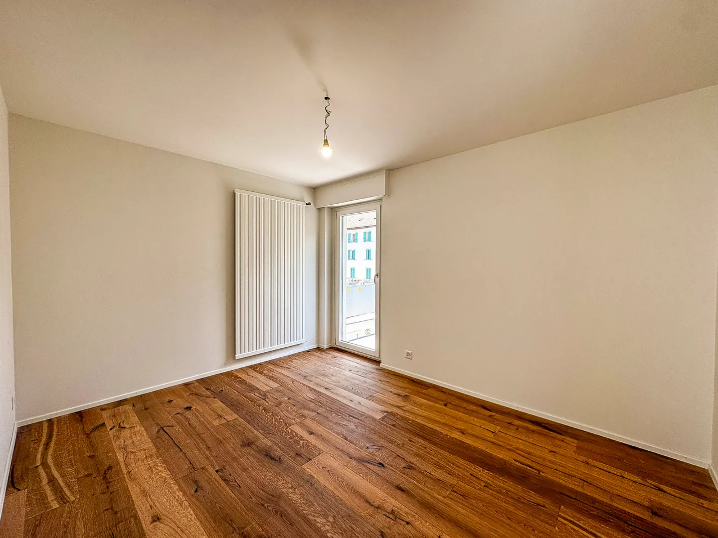 BROC - Magnificent 4.5-room apartment completely renovated - Photo 9 of 18