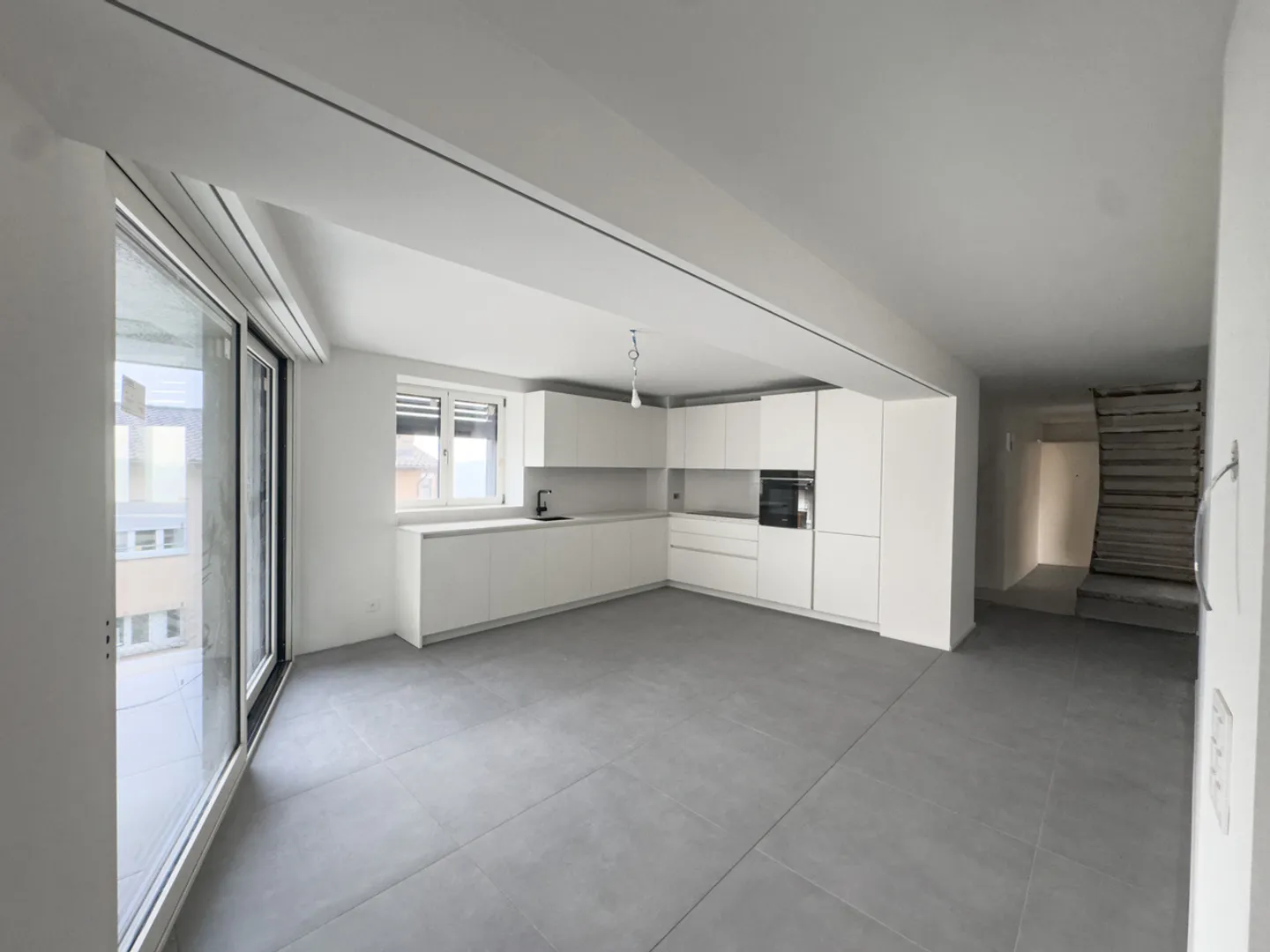 Attique à louer - Photo 1 sur 10