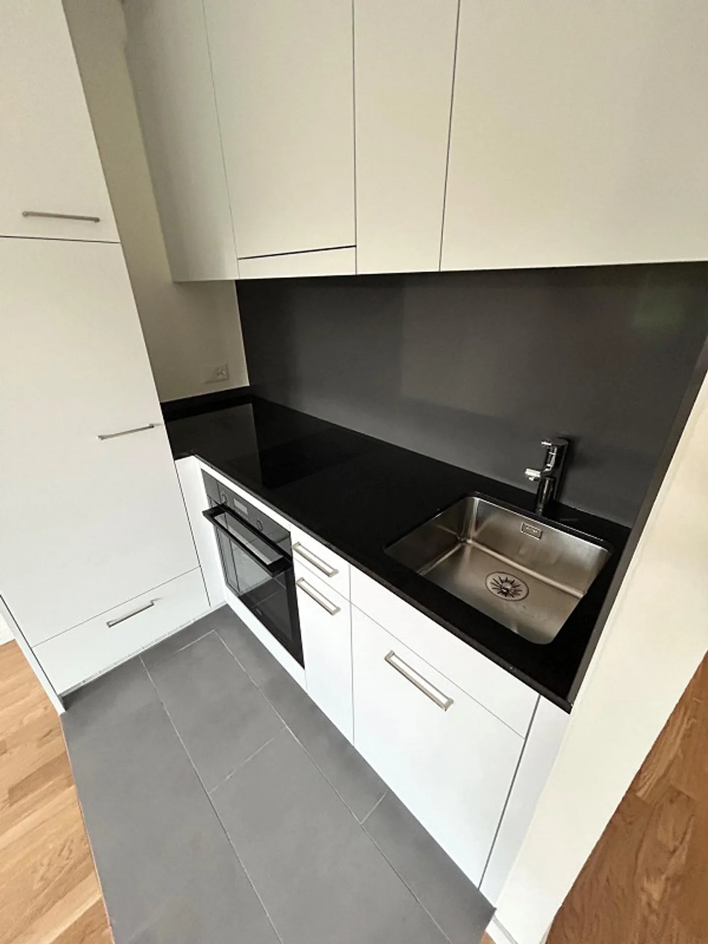 Charmante 1.5-Zimmer Wohnung - Foto 3 von 7