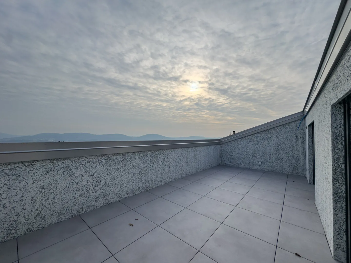 Attique à louer - Photo 8 sur 10