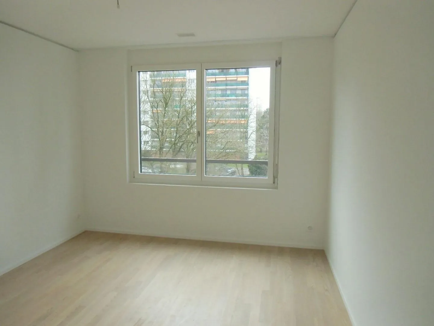 Attractive Apartment Near the Birs - Photo 4 of 5