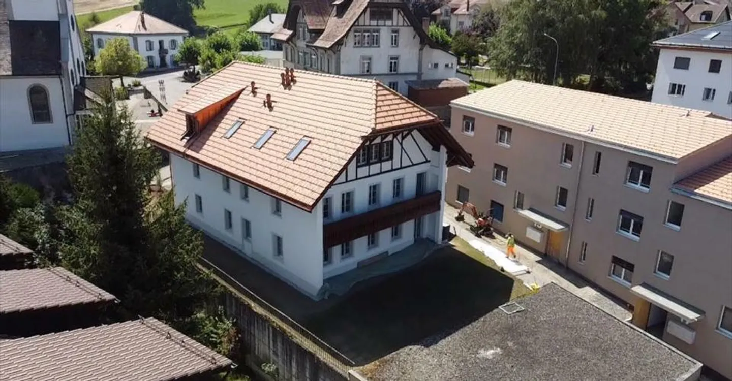 Fattoria storica con 5 appartamenti - Foto 3 di 9