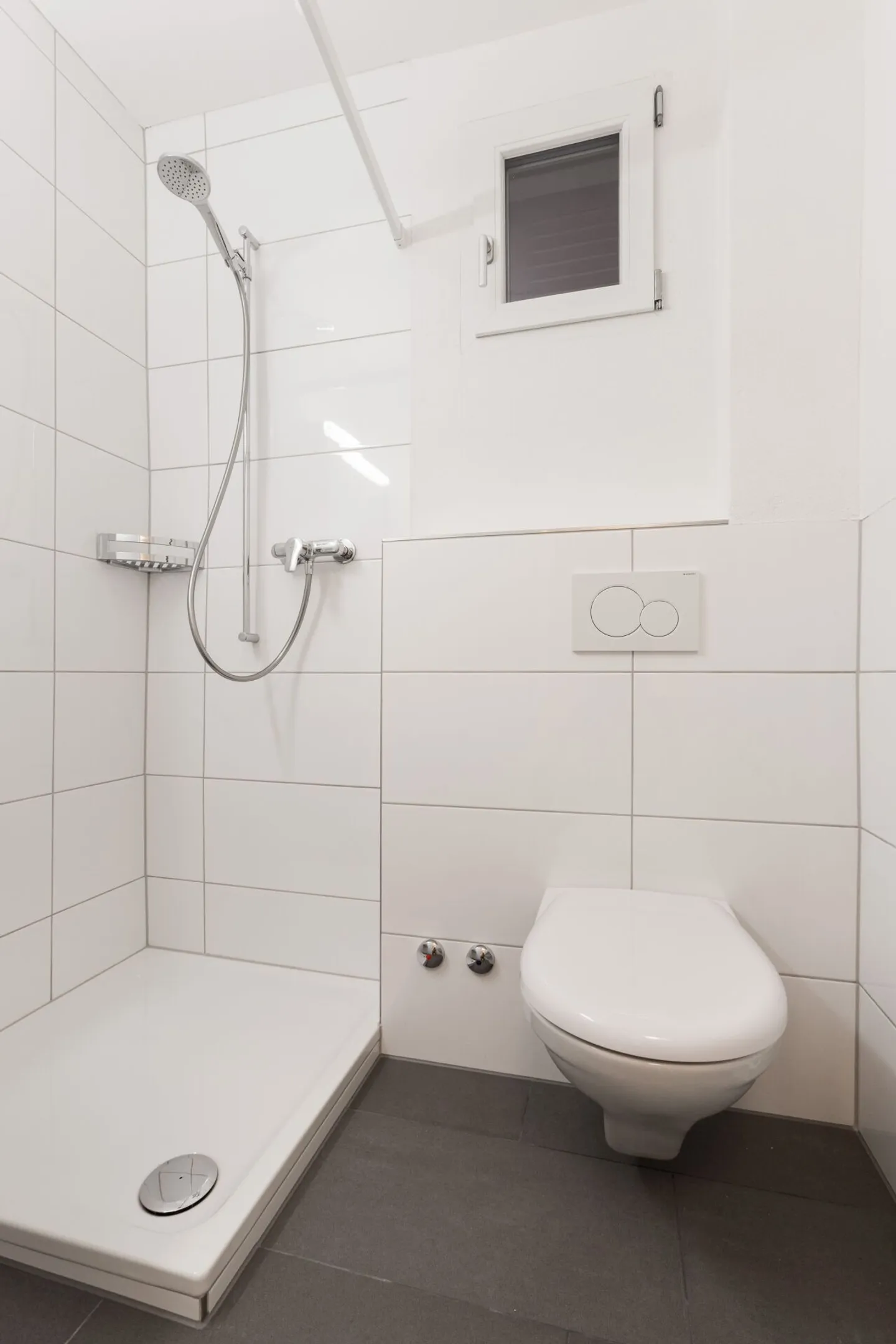 Camera arredata nel centro storico in subaffitto (affitto ridotto) o assunzione del contratto - Foto 5 di 6