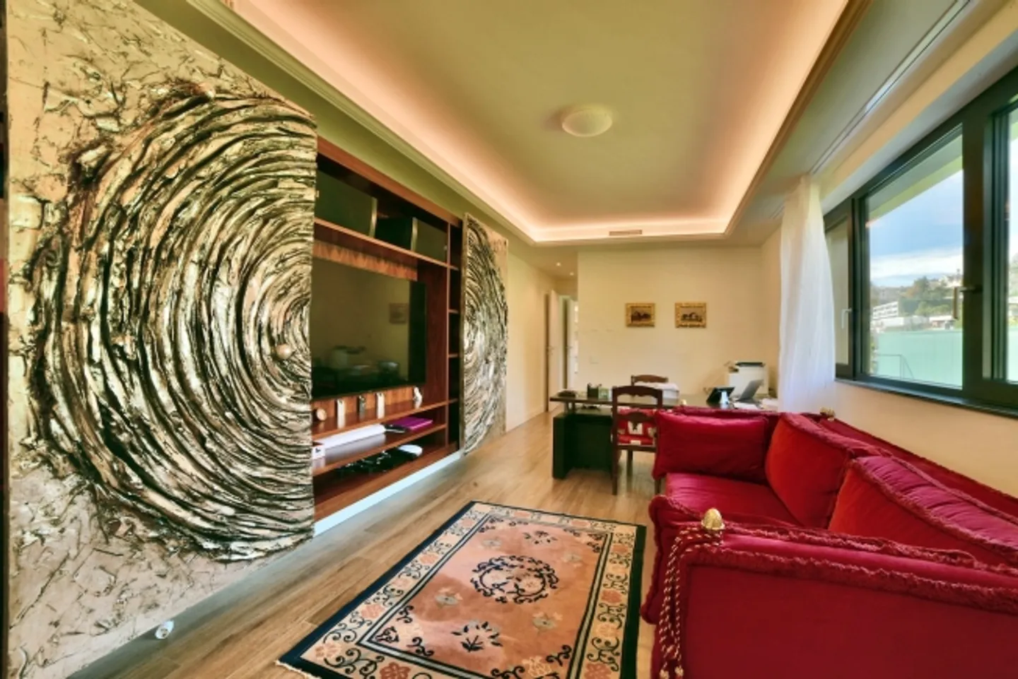 Ultramodern Luxury Villa with Breathtaking Lake and Green Views - Photo 18 of 20