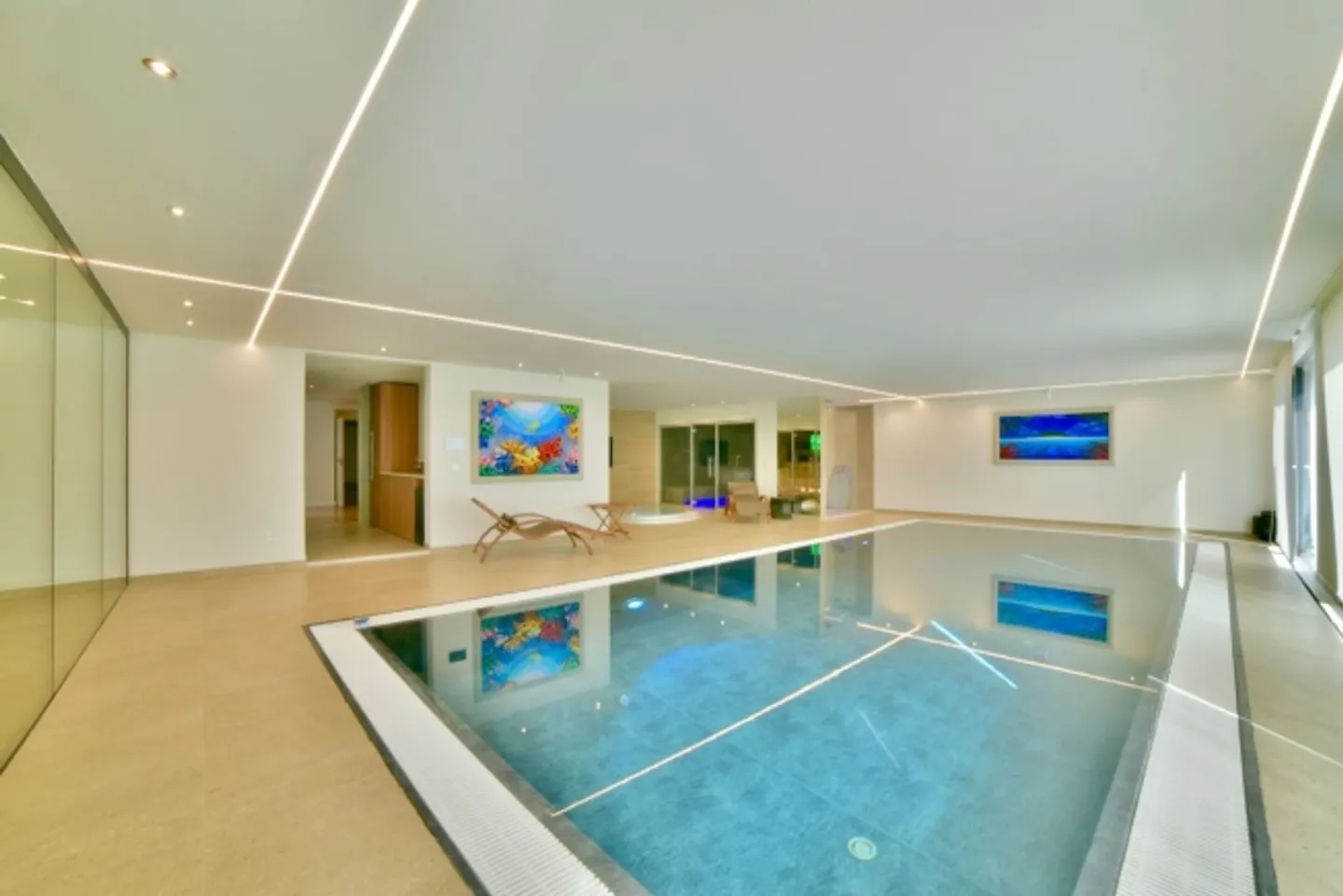 Ultramodern Luxury Villa with Breathtaking Lake and Green Views - Photo 19 of 20