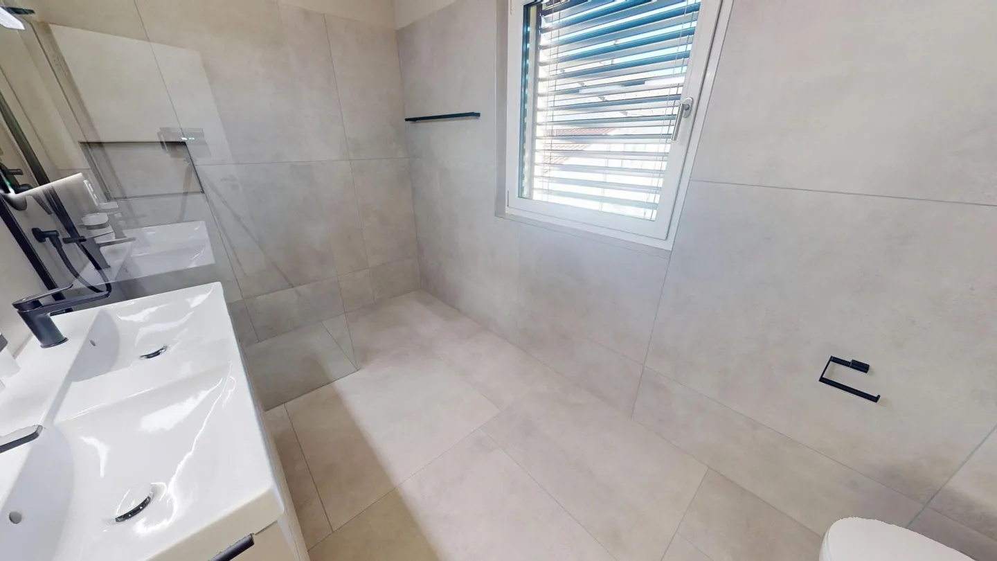 Newly built semi-detached family house in Buchs SG - Stylish living with sustainability and comfort - Photo 10 of 15