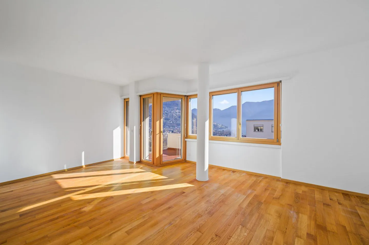 Lugano Wohnung mit Seeblick - Foto 2 von 8