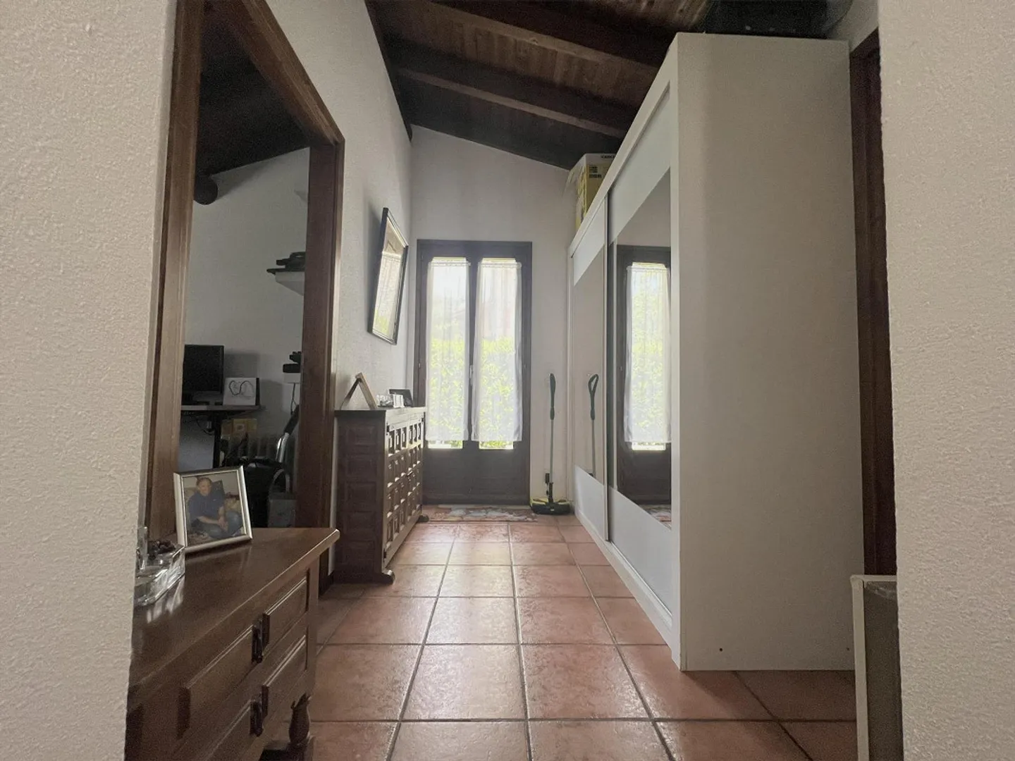 Bright single-family house with 3.5 rooms in the green in Piandera - Photo 5 of 5