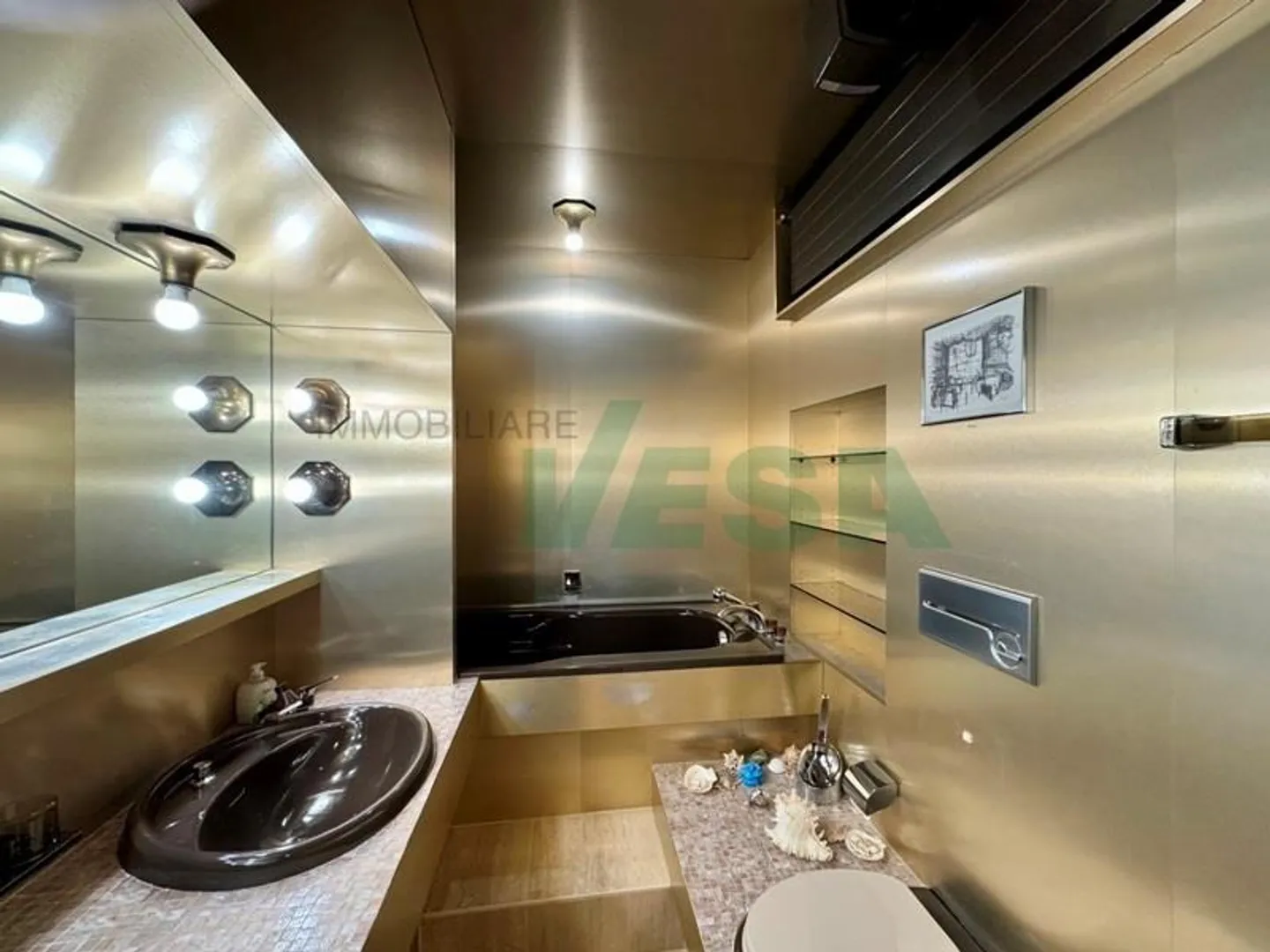 Villa confortable toute de plain-pied avec un grand beau jardin et piscine - Photo 8 sur 13