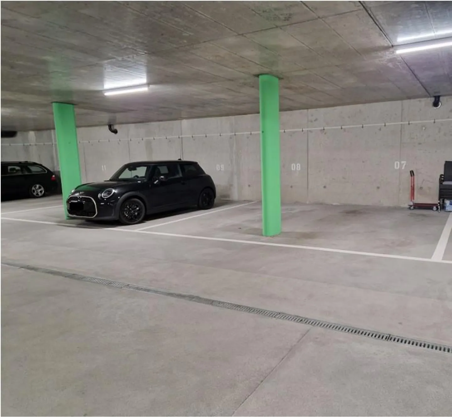Tiefgaragenplätze - Foto 1 von 2