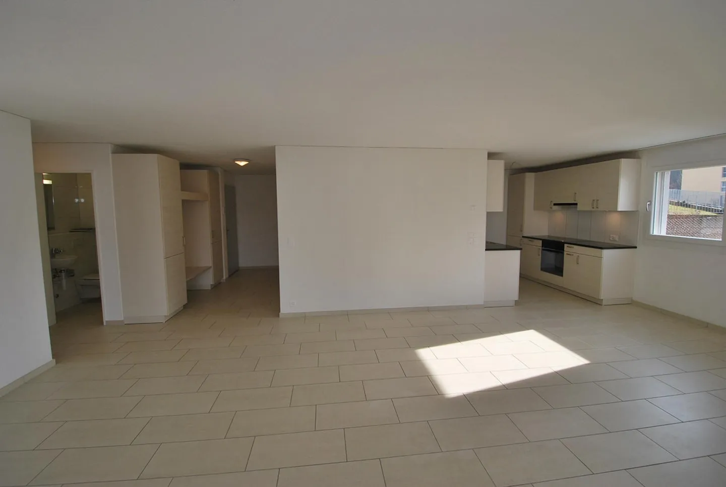 Bel et moderne appartement de 4,5 pièces à louer à Holderbank AG - Photo 1 sur 11