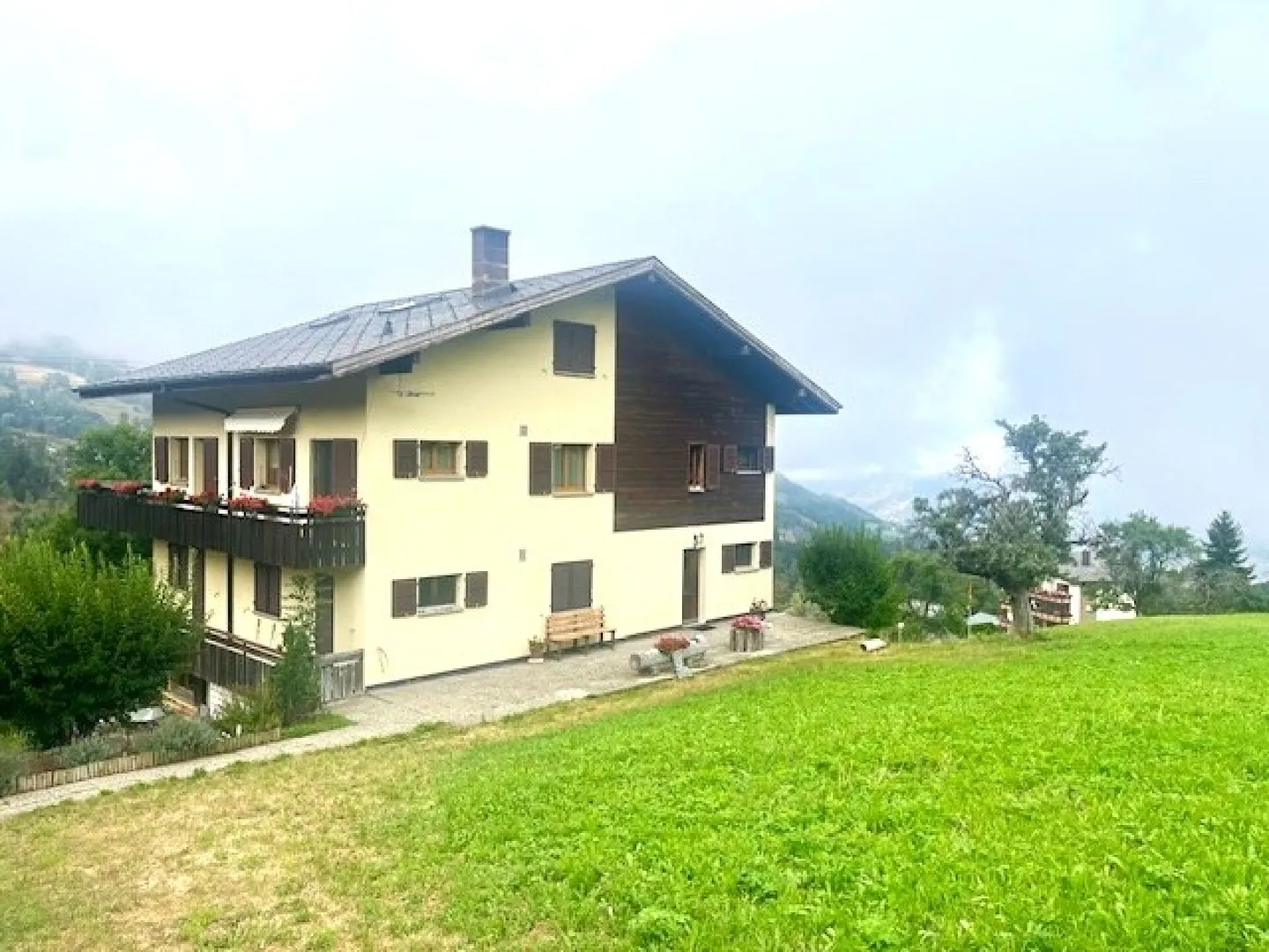 Appartamento (vacanze) attraente su due piani con potenziale di ampliamento a Bürchen VS - Foto 9 di 10