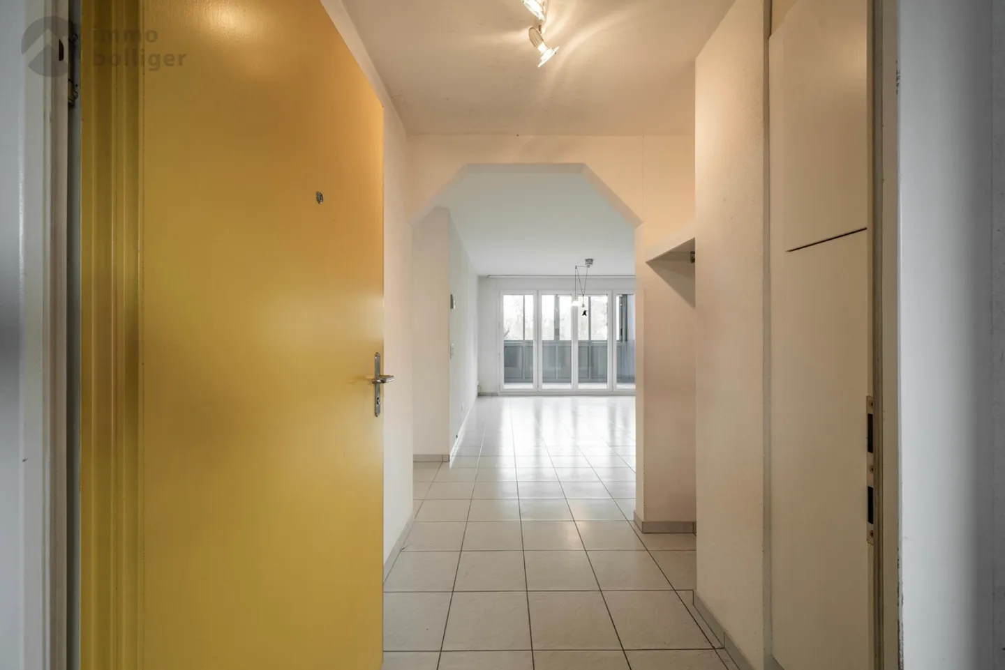 Charmante Wohnung in zentraler Lage - Foto 3 von 14