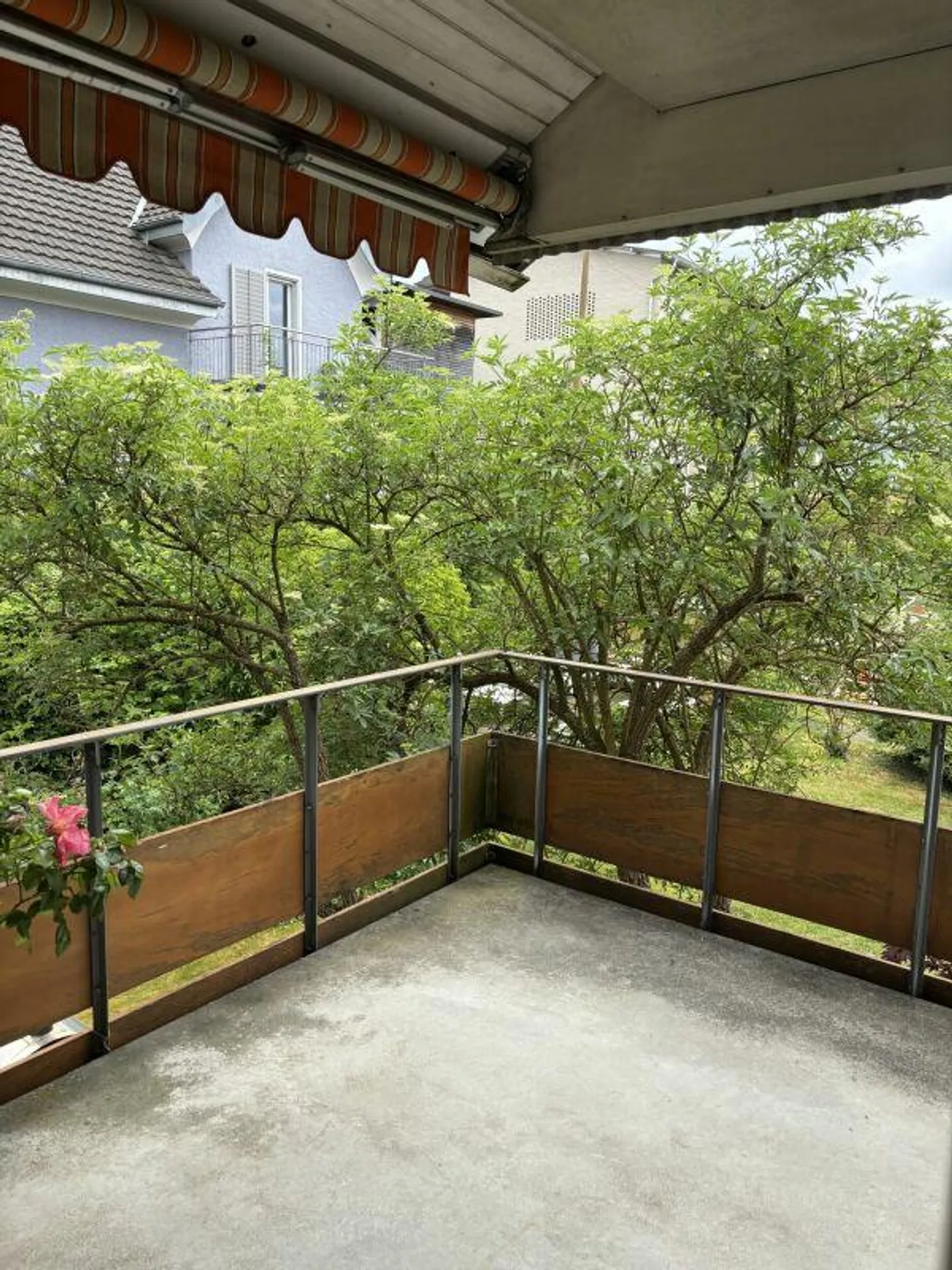 Helle Wohnung mit sonnigem Balkon - Foto 8 von 8