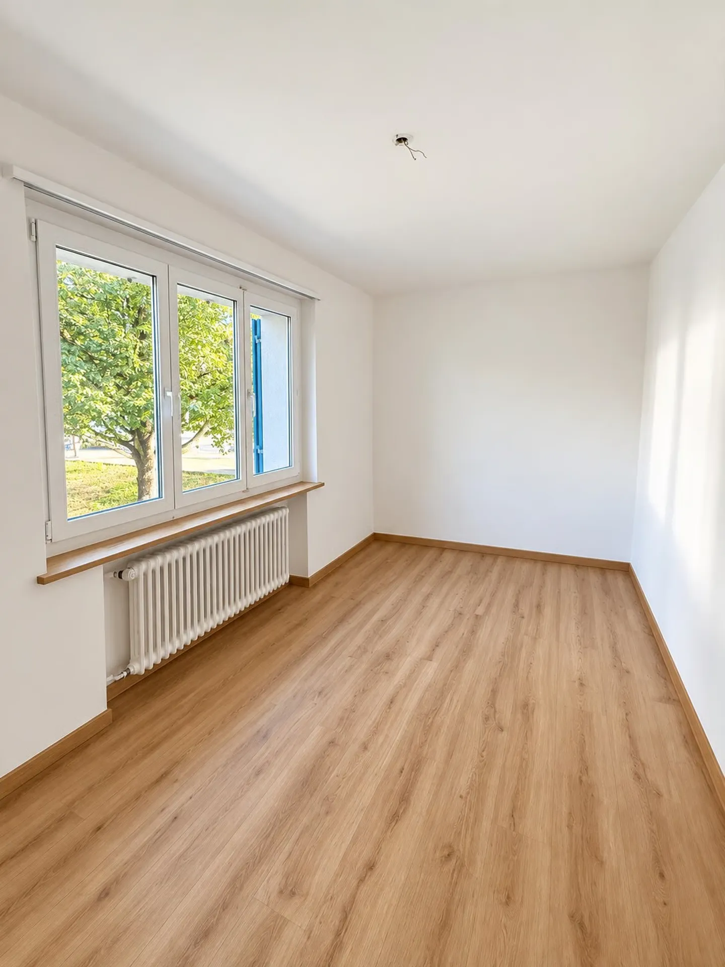 Your Home on the Gold Coast Attractive 4-Room Apartment in 8704 Herrliberg | Limited - Photo 7 of 9