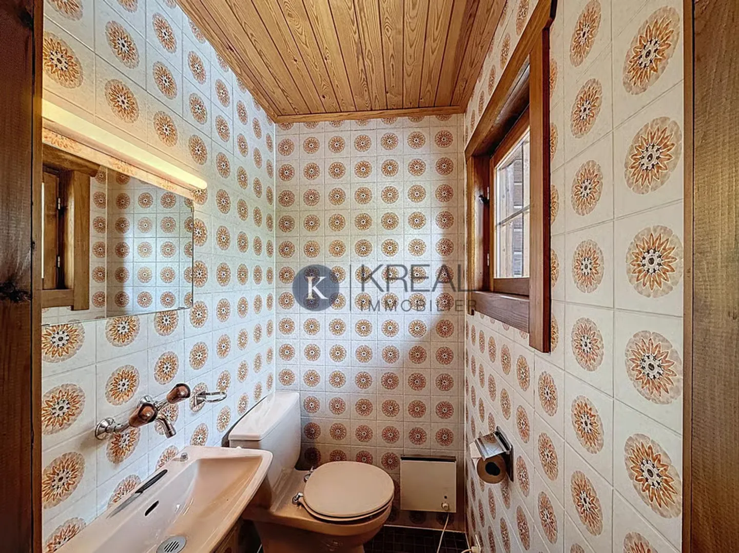 Chalet mit 5,5 Zimmern und Panoramablick - Renovierungspotenzial - Foto 5 von 12