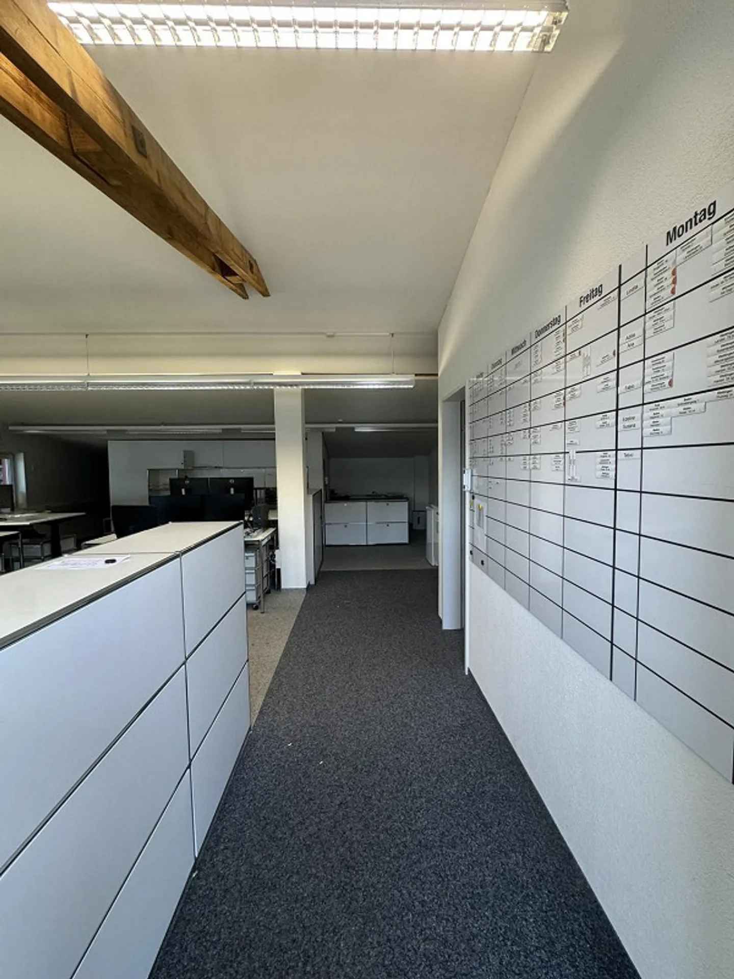 Versatile commercial property for immediate rent in Würenlos - Photo 5 of 13