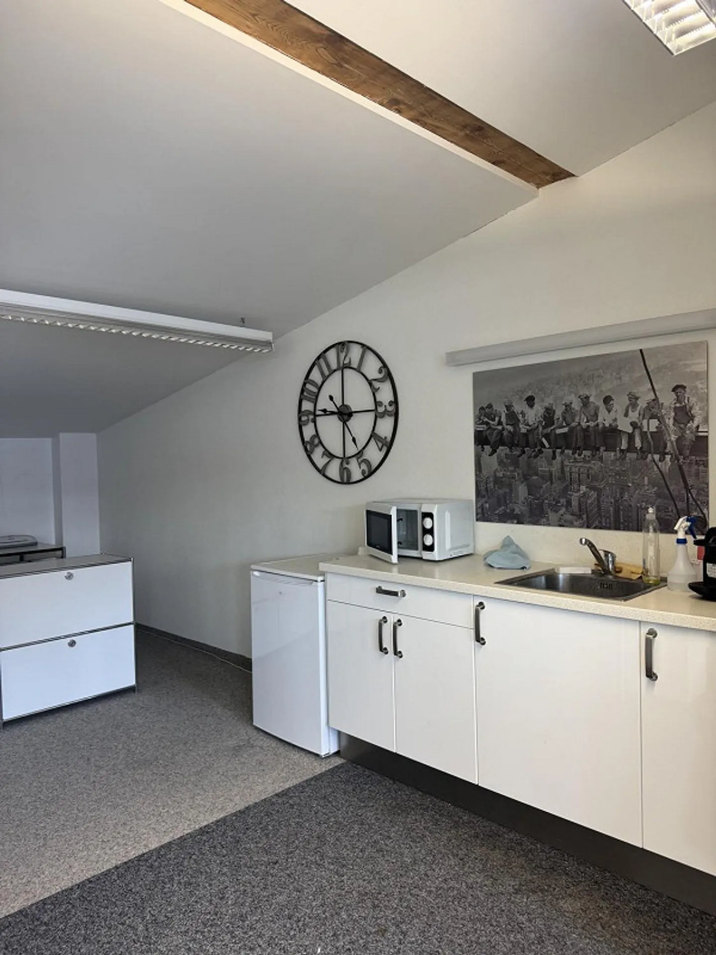 Versatile commercial property for immediate rent in Würenlos - Photo 6 of 13