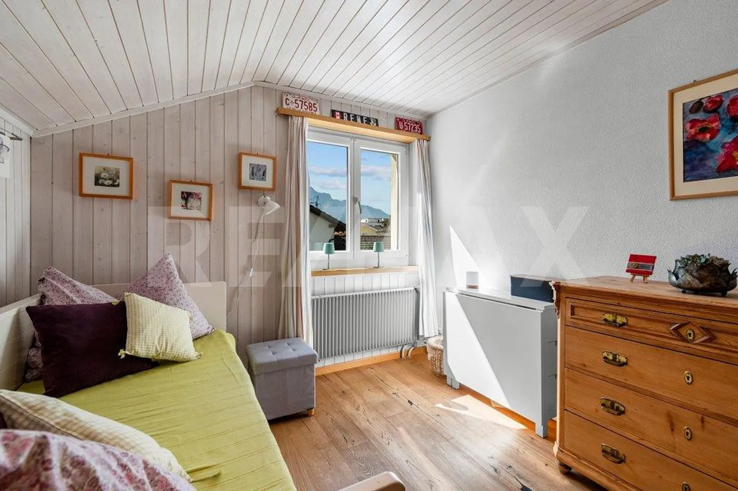 Charmantes Einfamilienhaus mit Gartenidylle — ruhig und zentral in ... - Photo 8 sur 13